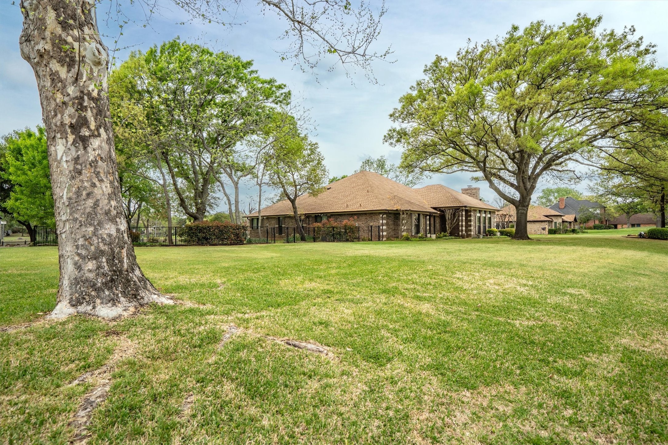 210 N Forest Lane, Double Oak, TX, 75077