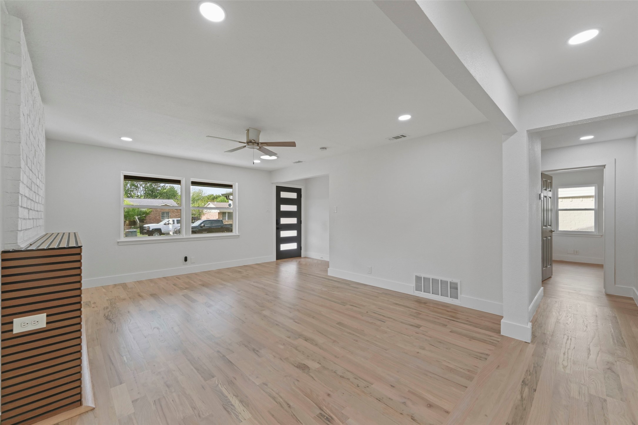 11046 Delford Circle, Dallas, TX, 75228