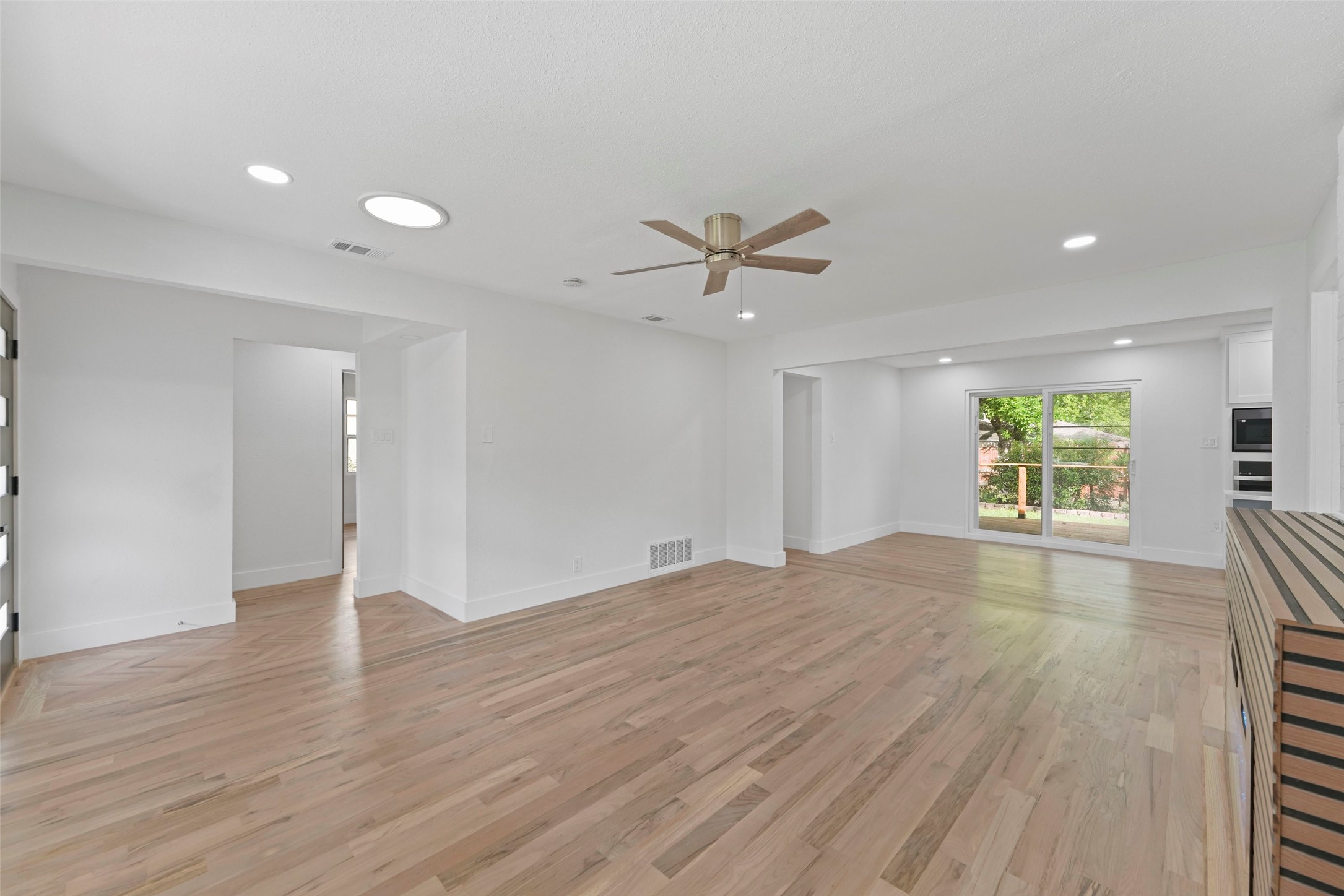 11046 Delford Circle, Dallas, TX, 75228