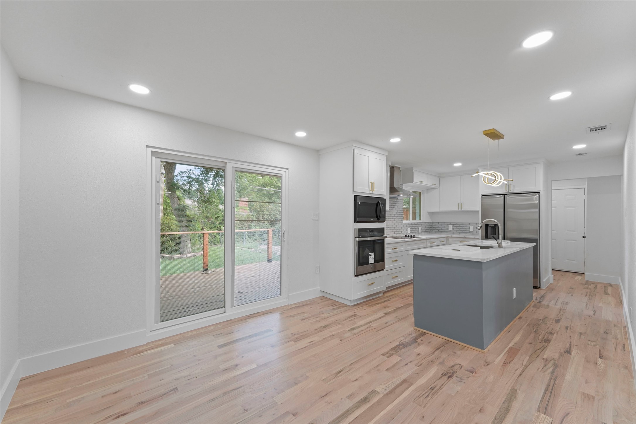 11046 Delford Circle, Dallas, TX, 75228