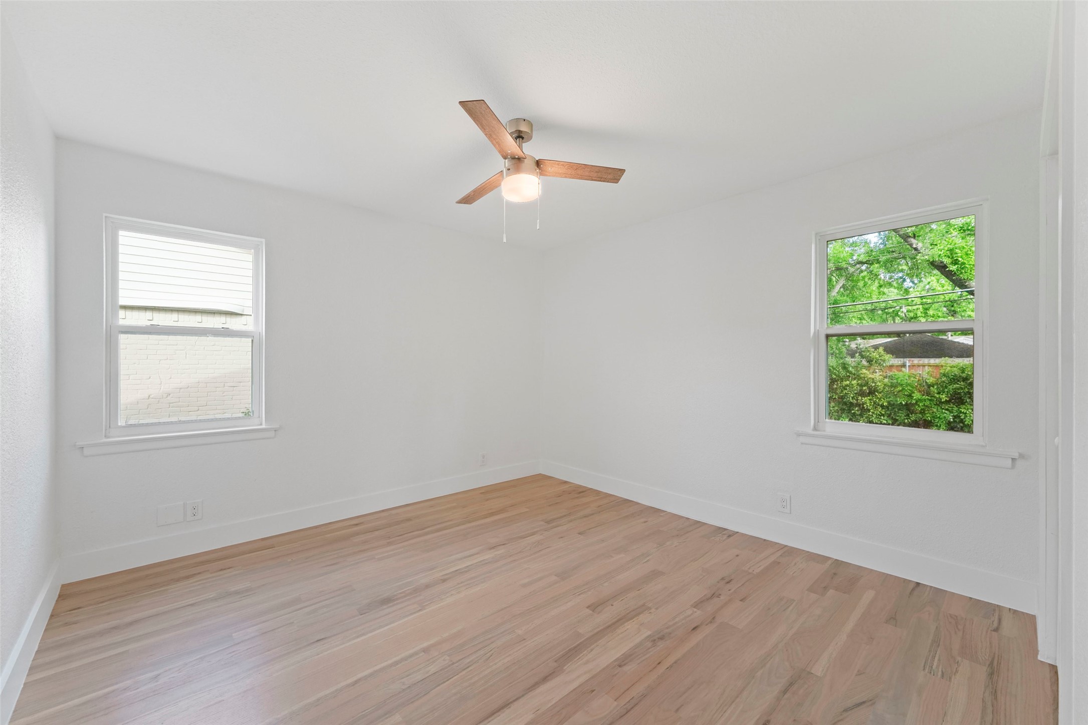 11046 Delford Circle, Dallas, TX, 75228