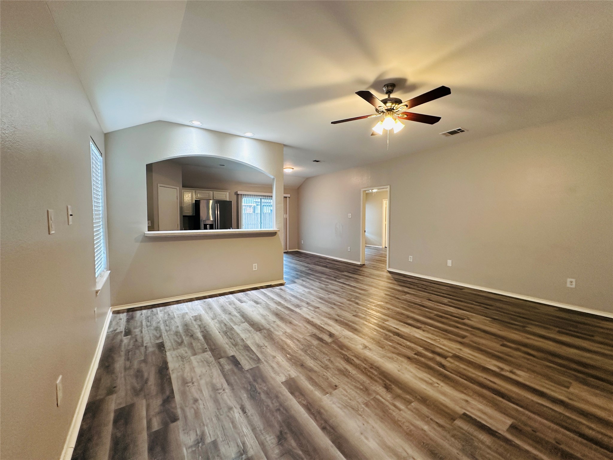 2013 Deniro Drive, Fort Worth, TX, 76134
