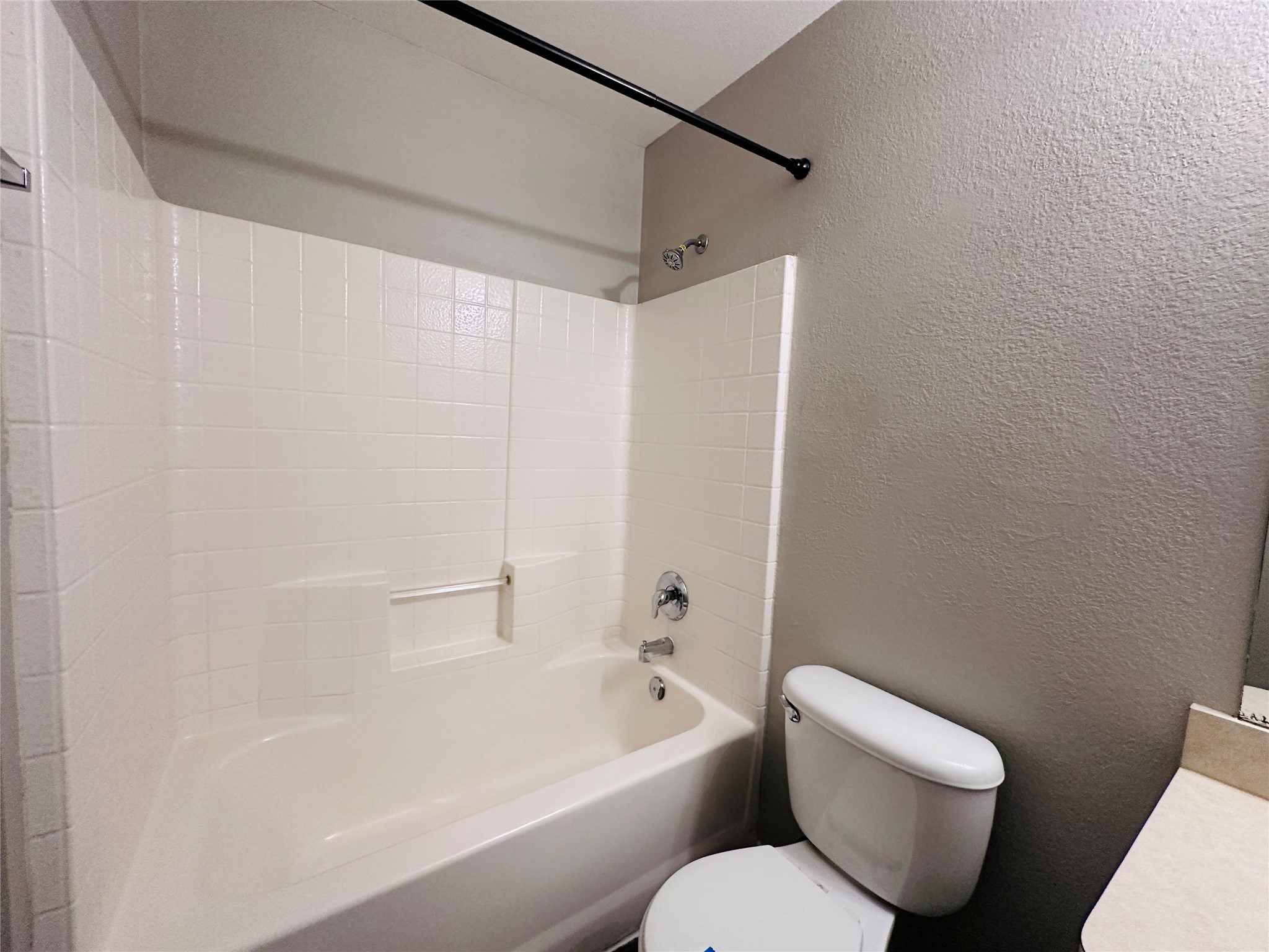2013 Deniro Drive, Fort Worth, TX, 76134