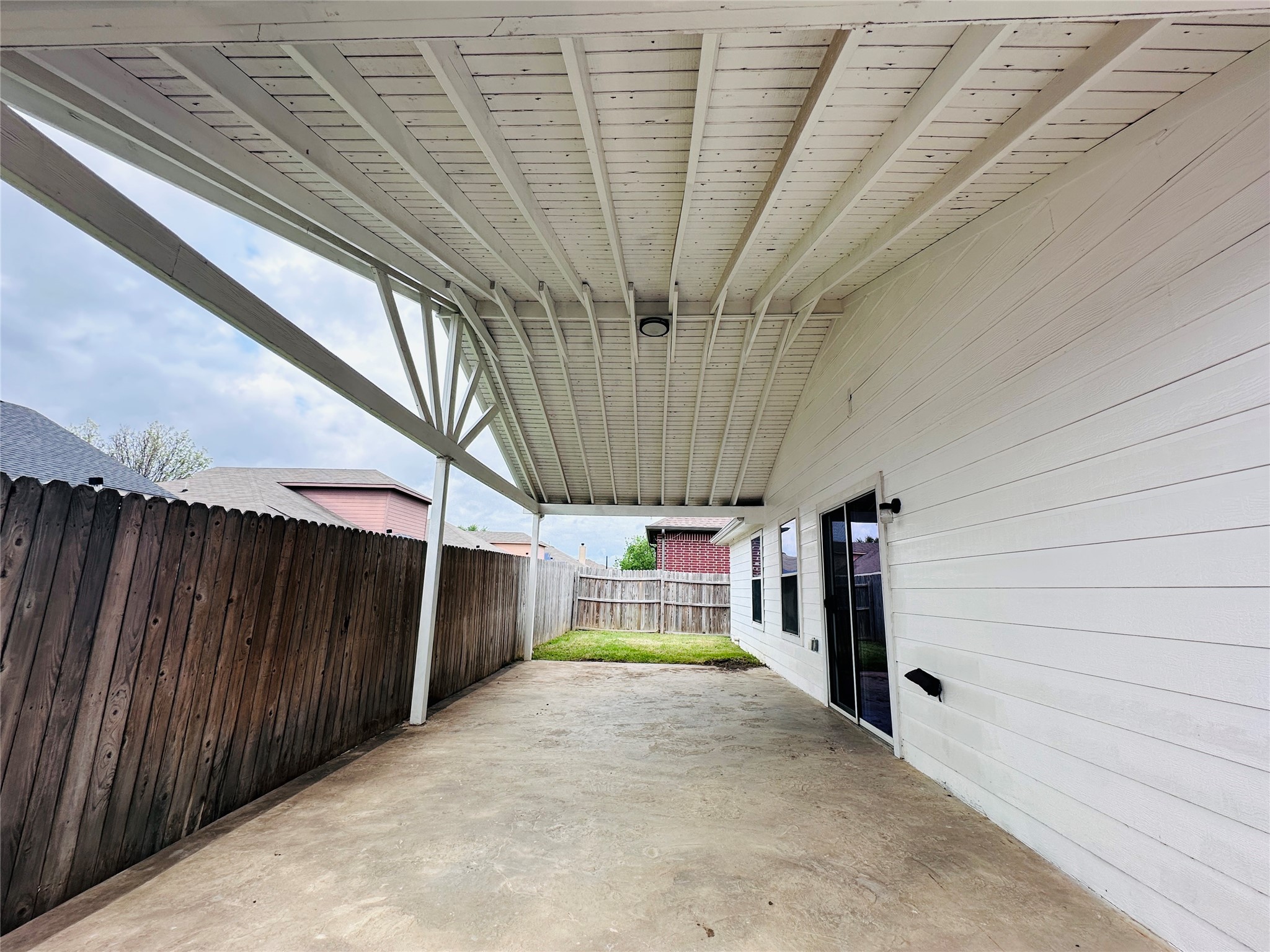2013 Deniro Drive, Fort Worth, TX, 76134