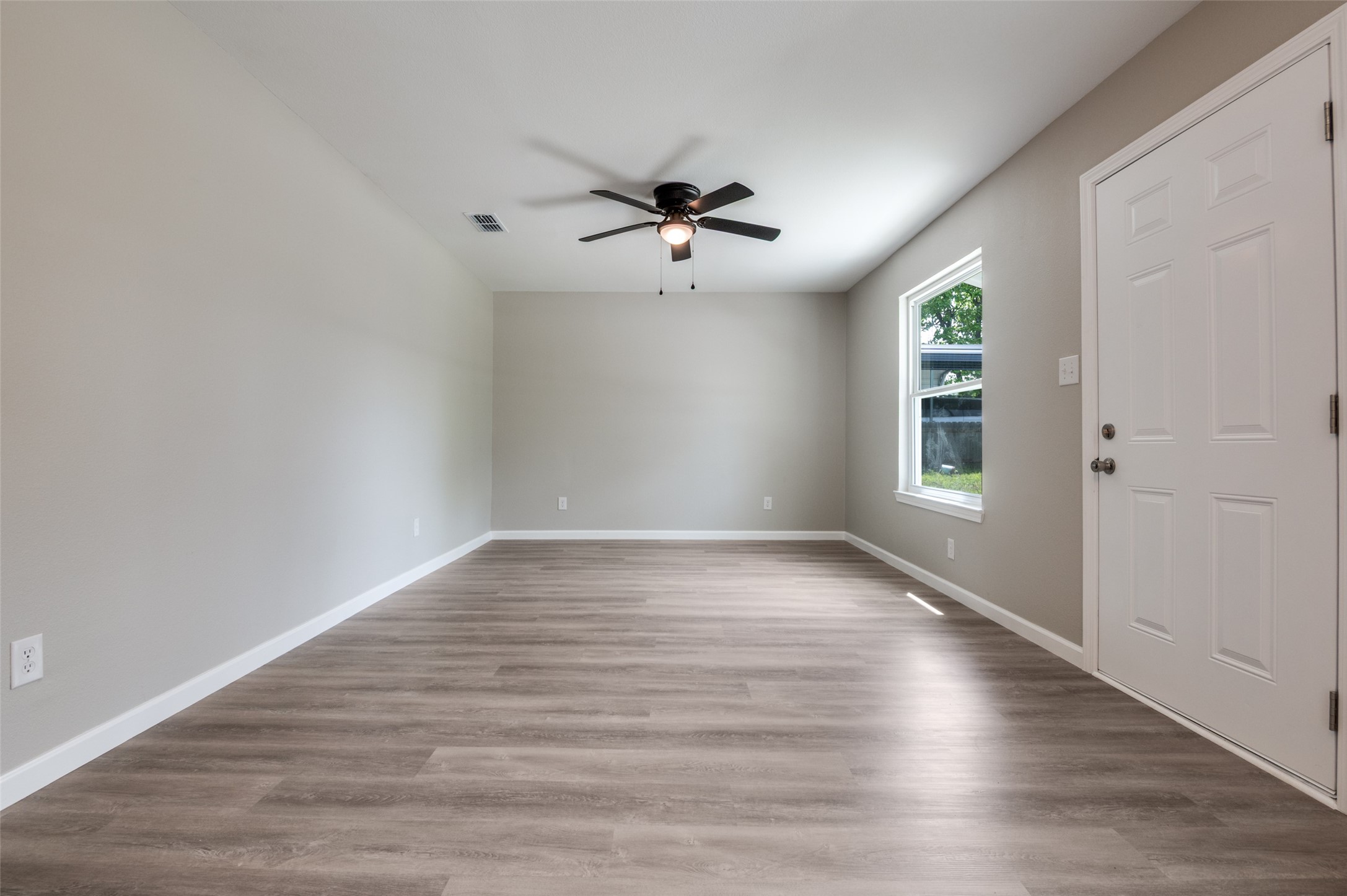 210 W Shelton Street, Alvarado, TX, 76009