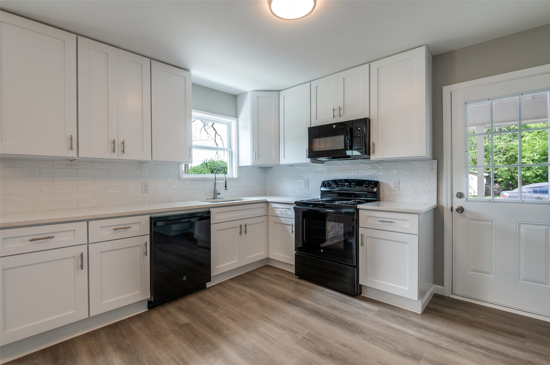 210 W Shelton Street, Alvarado, TX, 76009