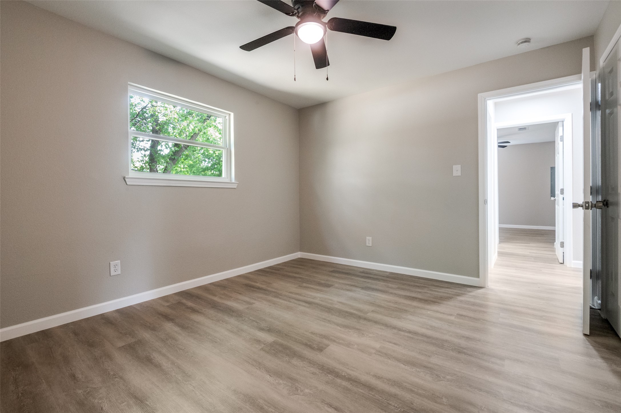 210 W Shelton Street, Alvarado, TX, 76009