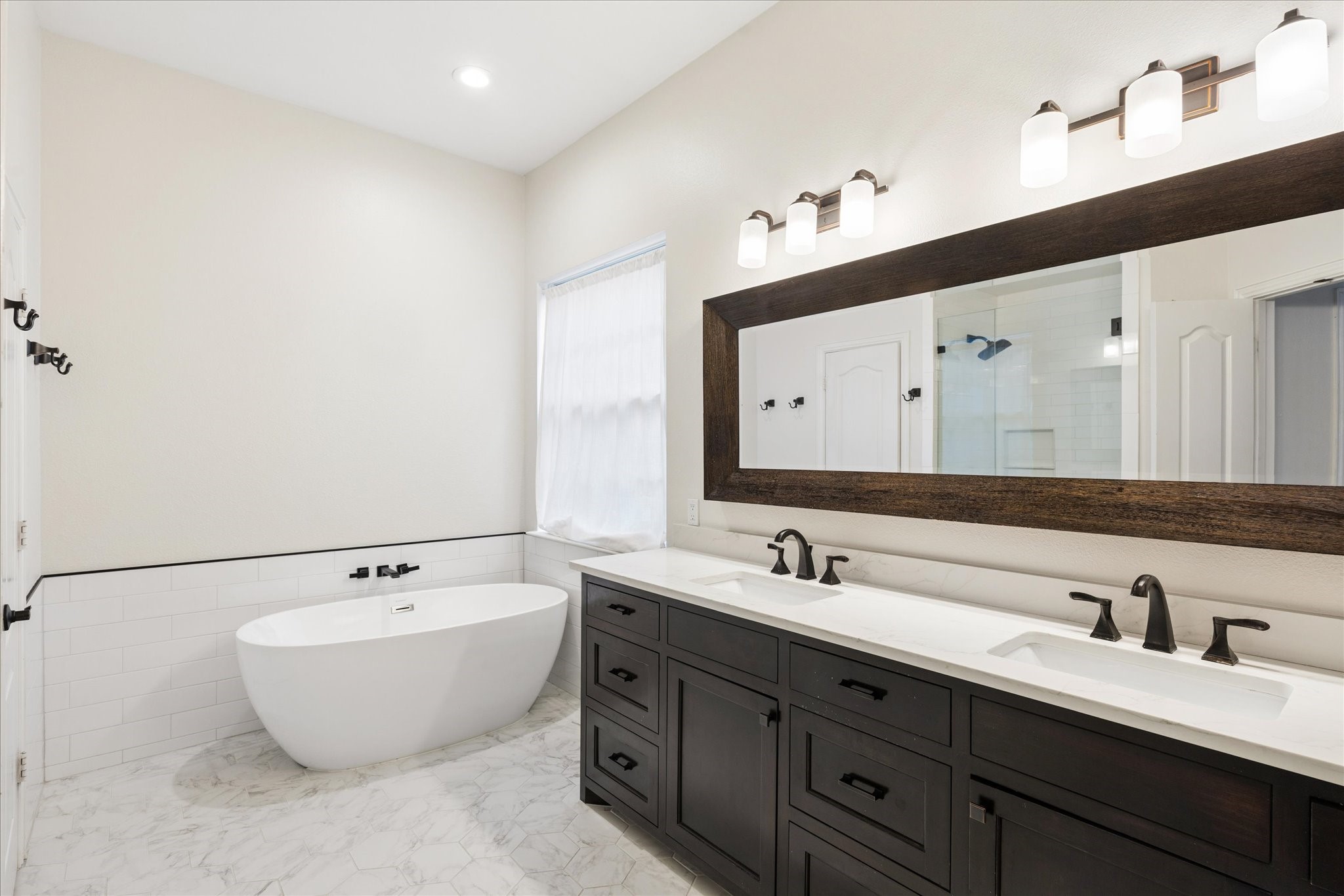 8008 Bridge Street, North Richland Hills, TX, 76180
