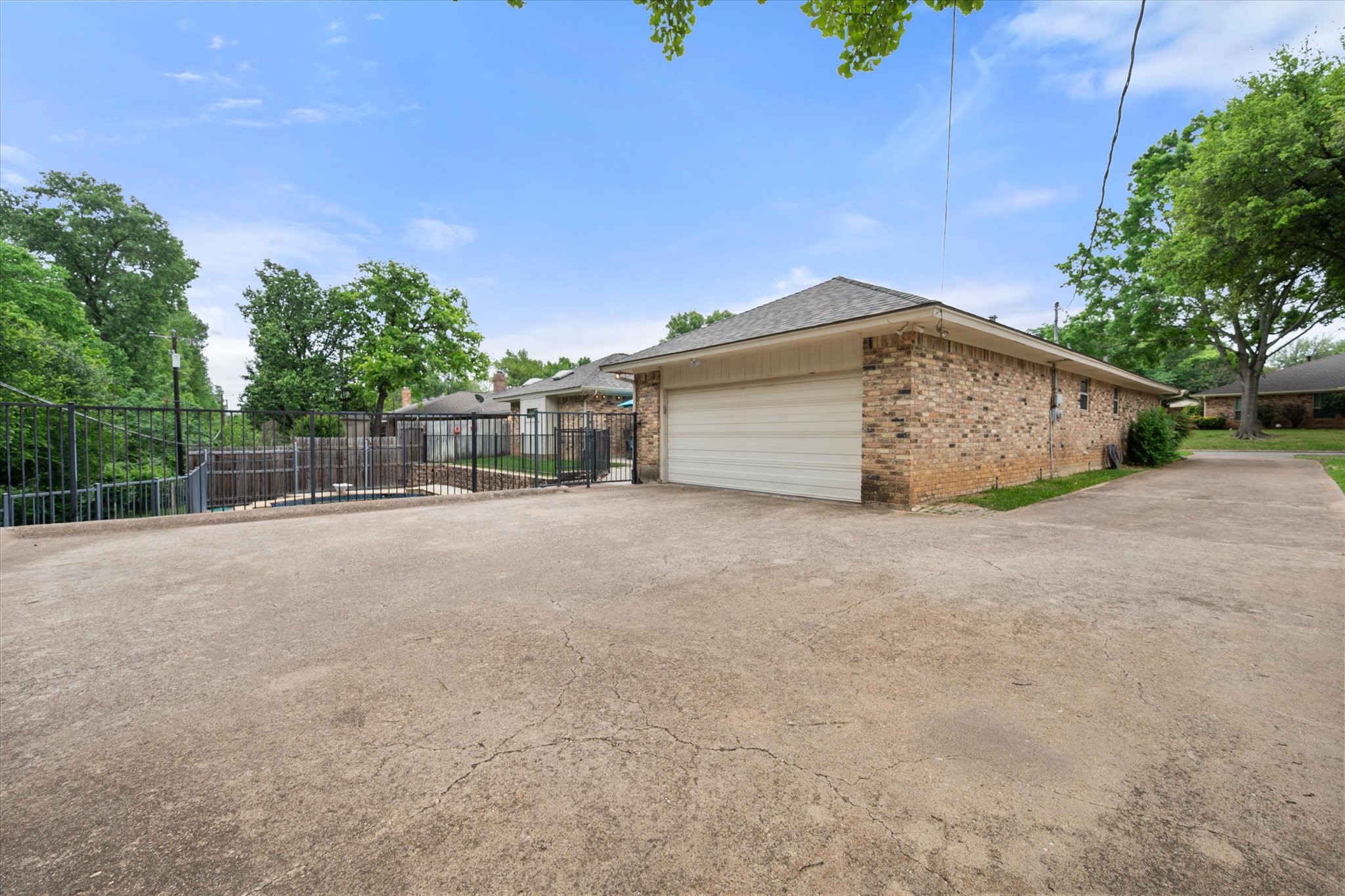 4103 Three Oaks Drive, Arlington, TX, 76016