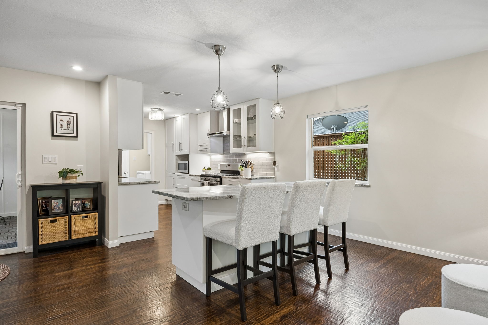 11830 Dixfield Drive, Dallas, TX, 75218
