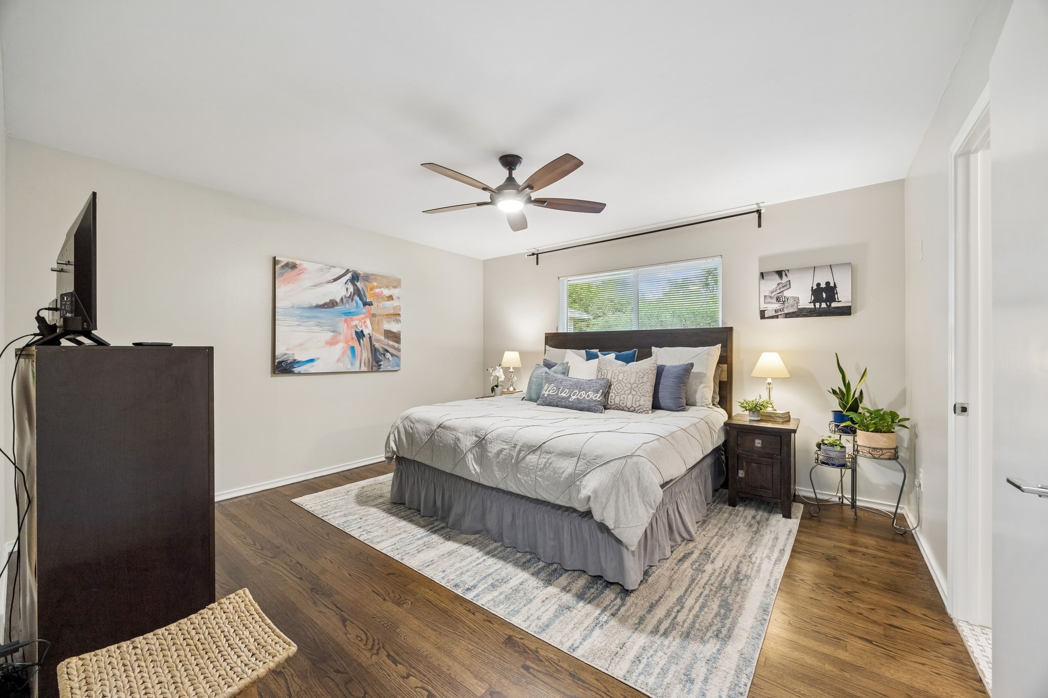 11830 Dixfield Drive, Dallas, TX, 75218