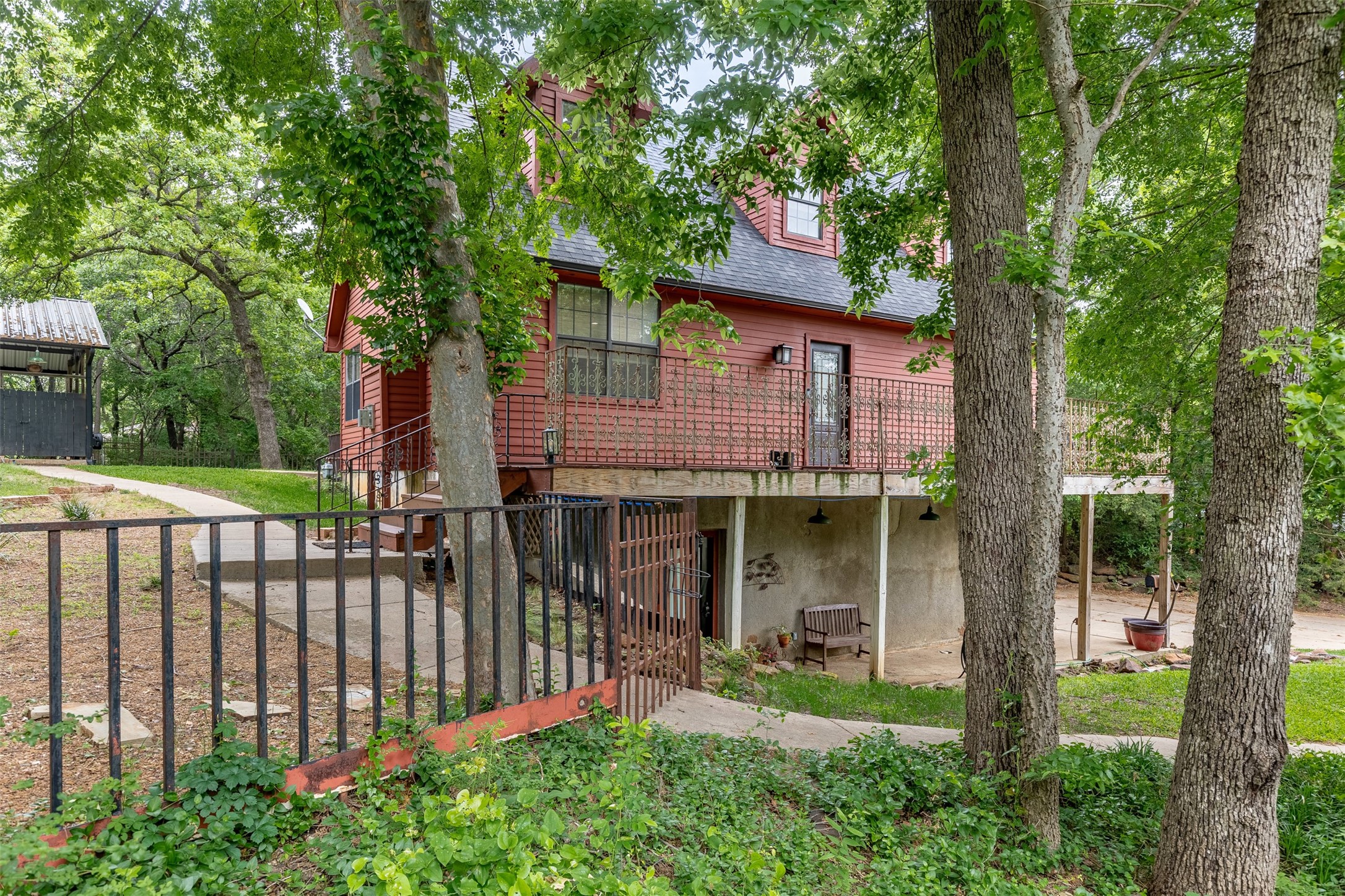 828 S Maurice Avenue, Denison, TX, 75020