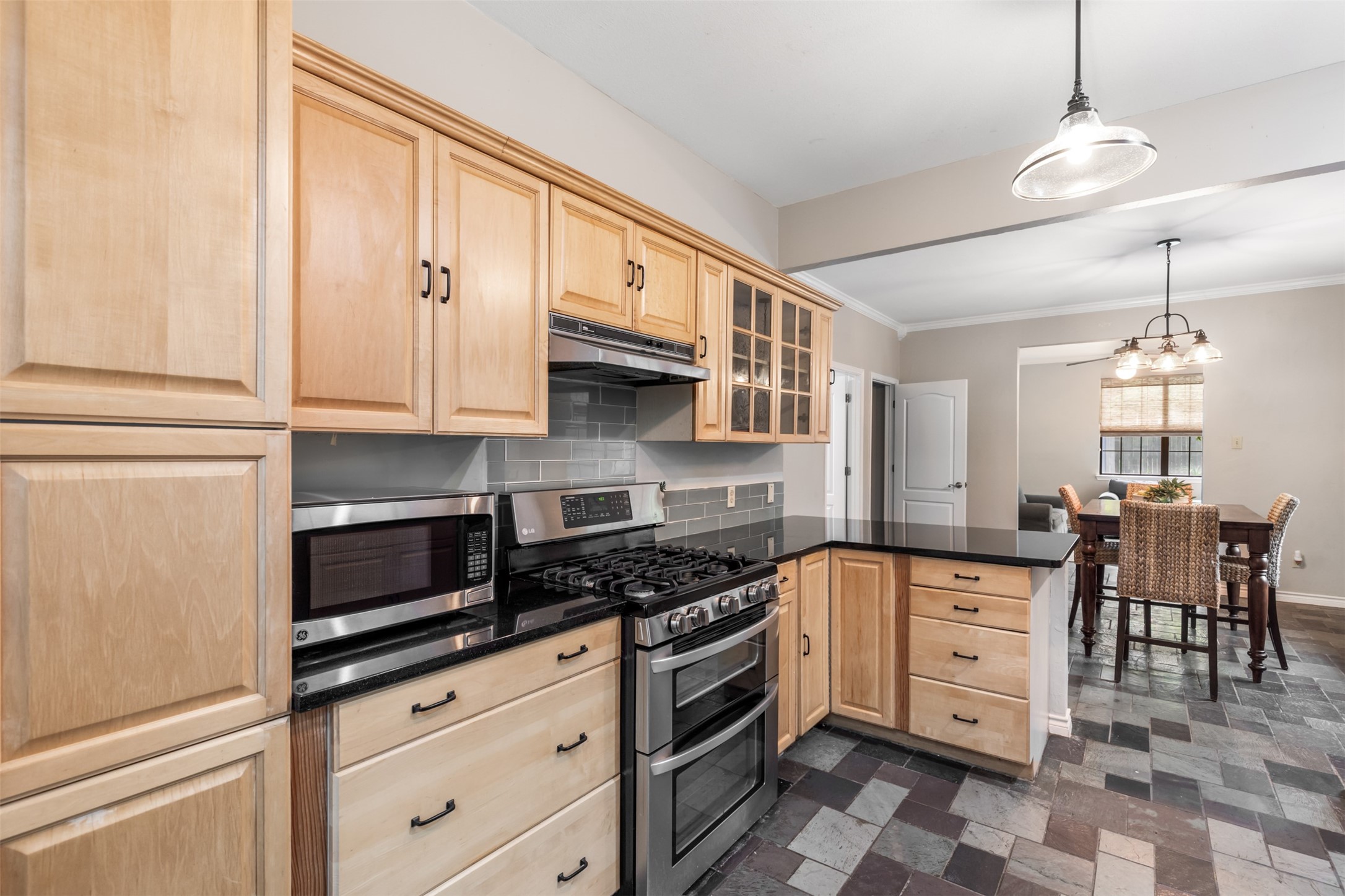 828 S Maurice Avenue, Denison, TX, 75020