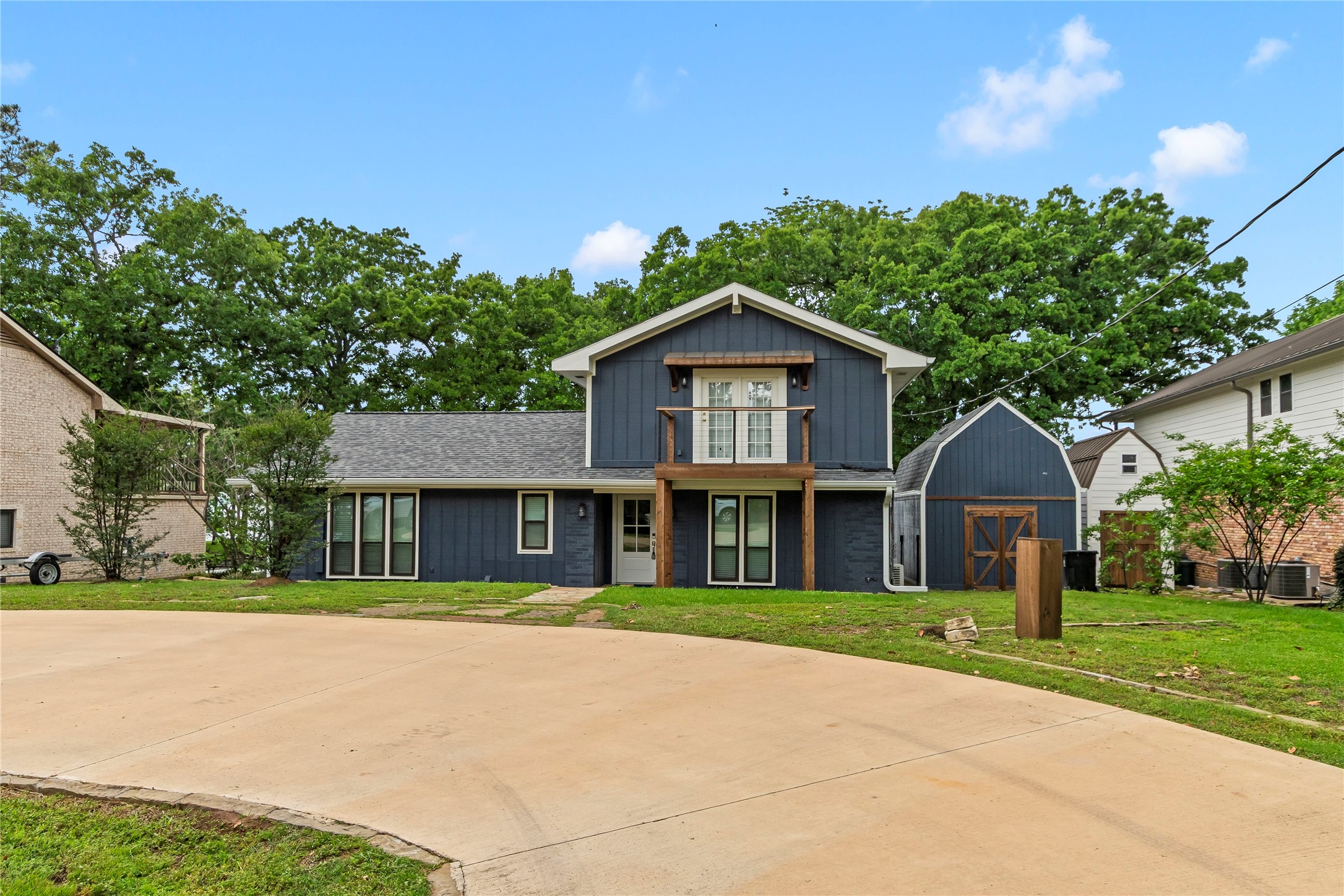 158 Deer Island Road, Mabank, TX, 75156