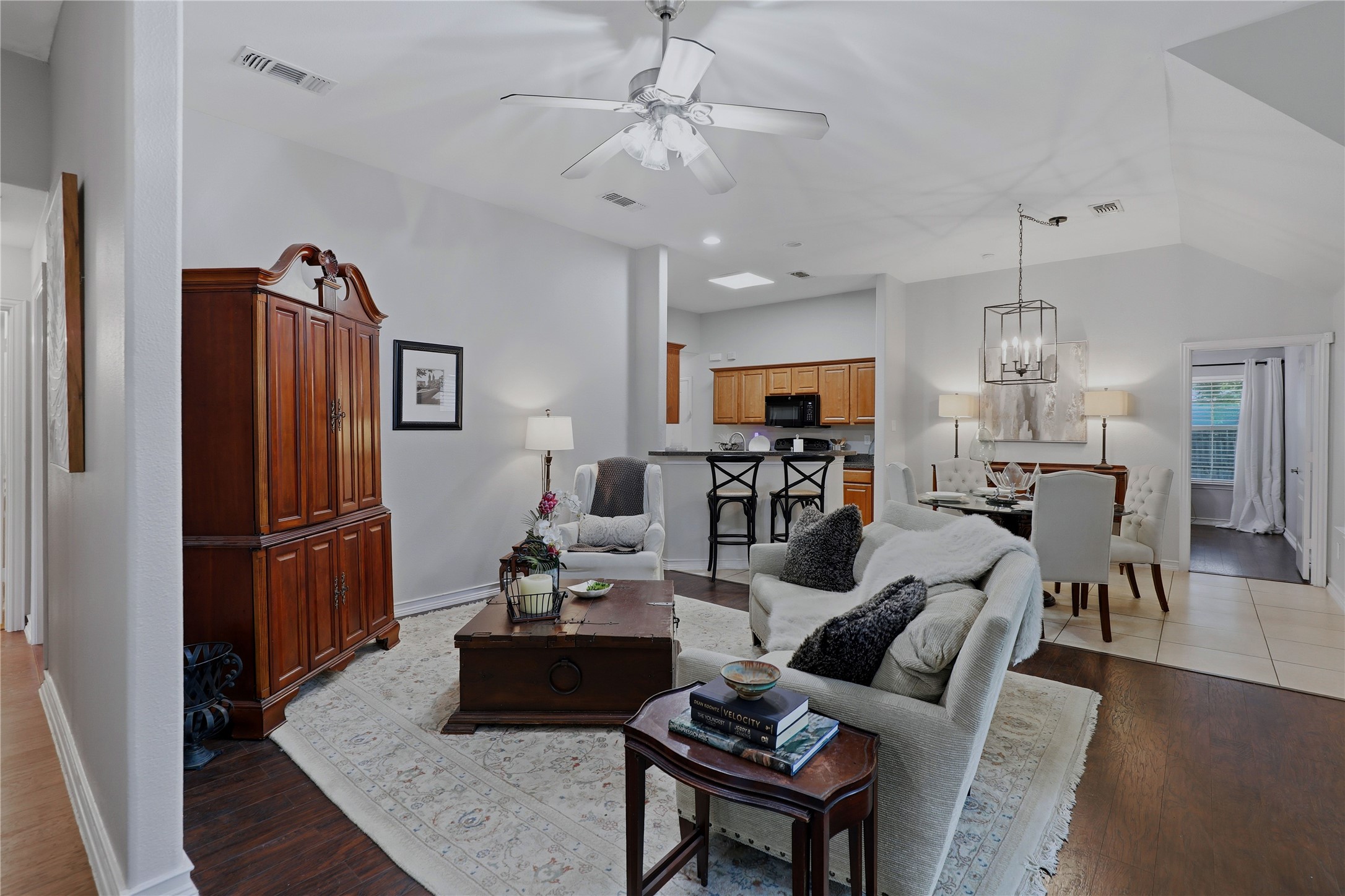 Property photo 01 of 1006 Hall Street, Mckinney, TX 75069 | MLS #21240922