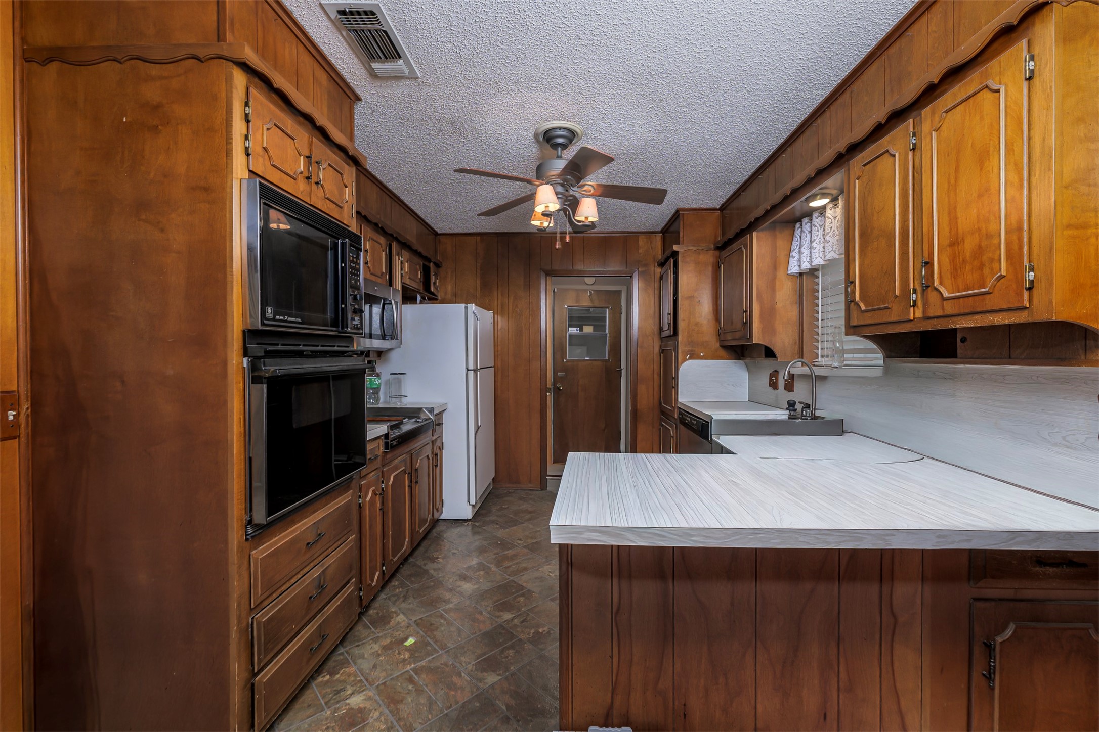 5058 Winesanker Way, Fort Worth, TX, 76133