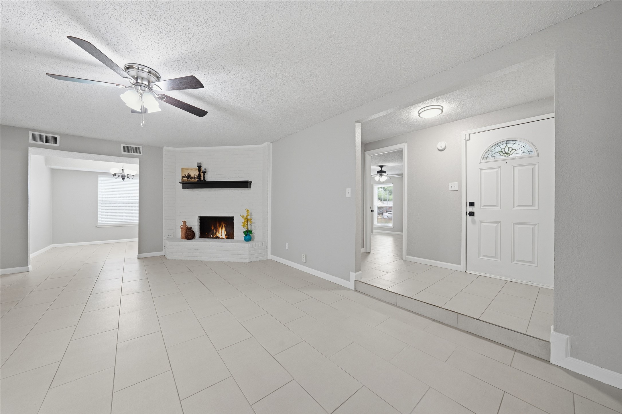 4723 Crest Drive, Arlington, TX, 76017