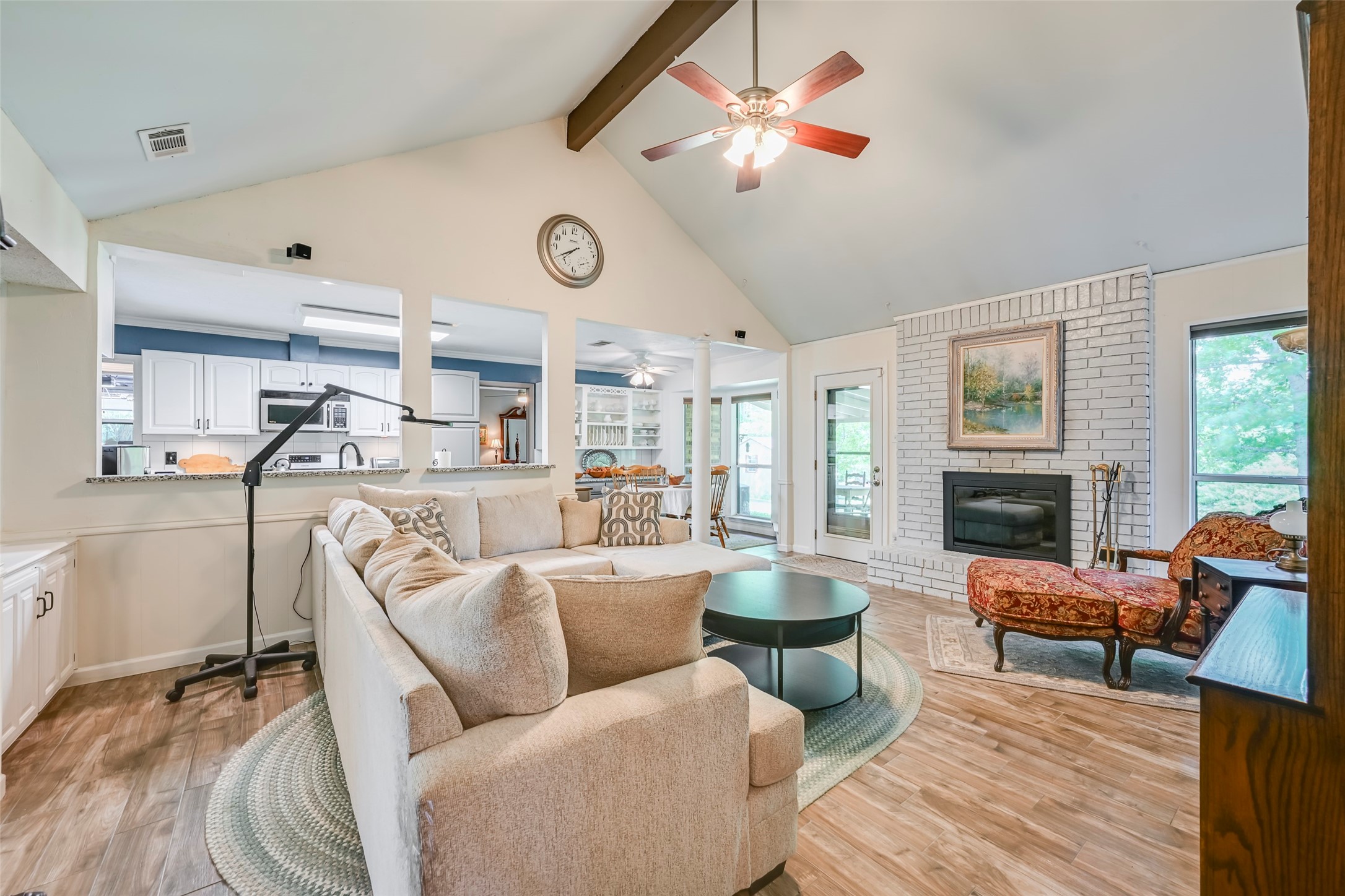 912 N Dove Road, Grapevine, TX, 76051