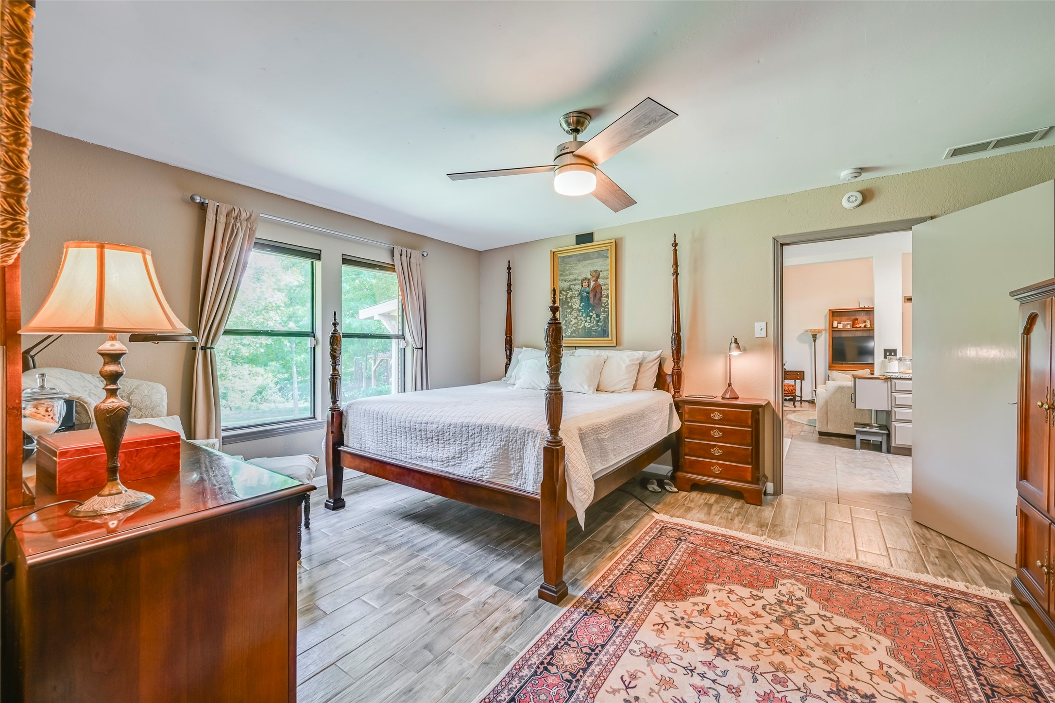 912 N Dove Road, Grapevine, TX, 76051