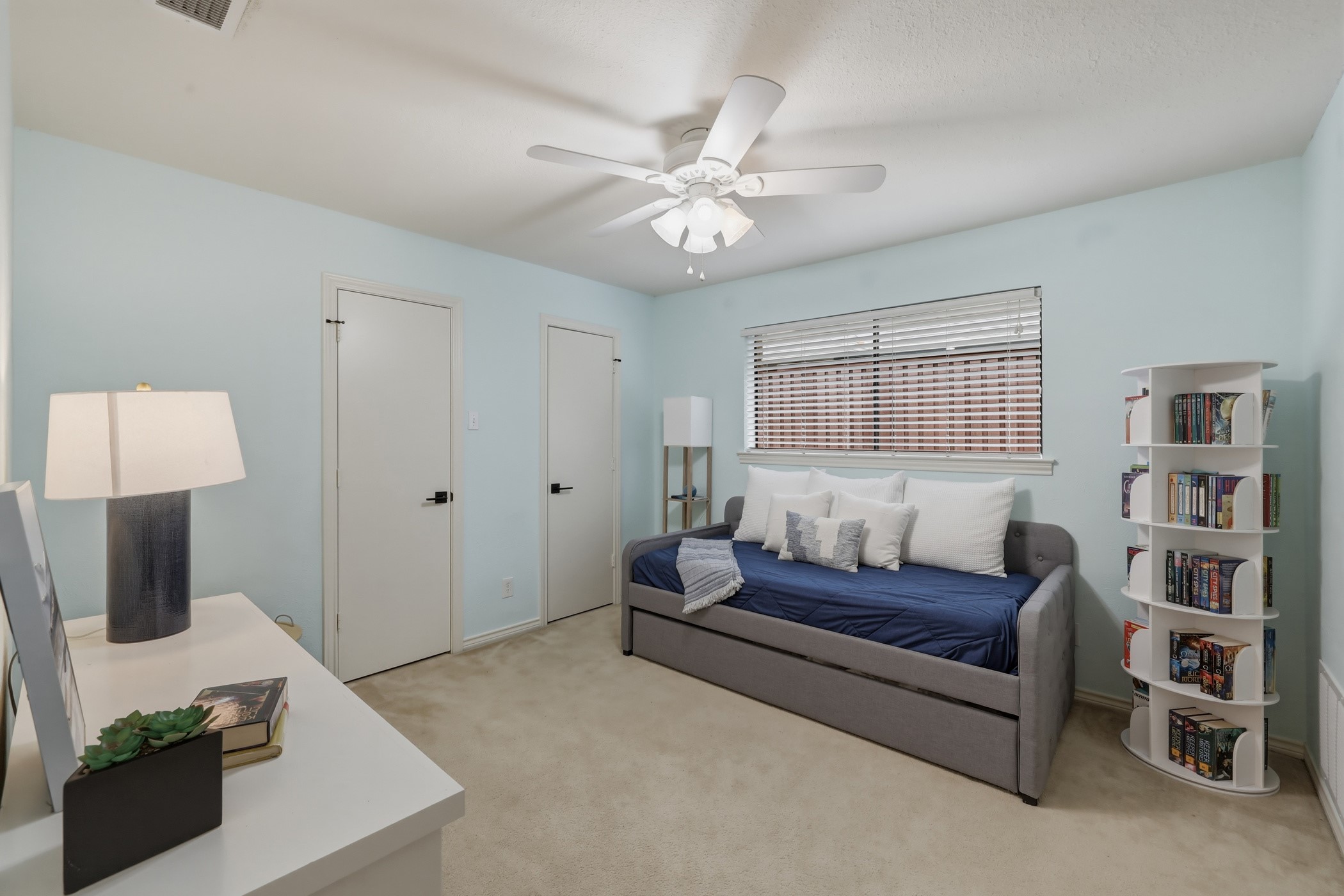 9510 Hill View Drive, Dallas, TX, 75231