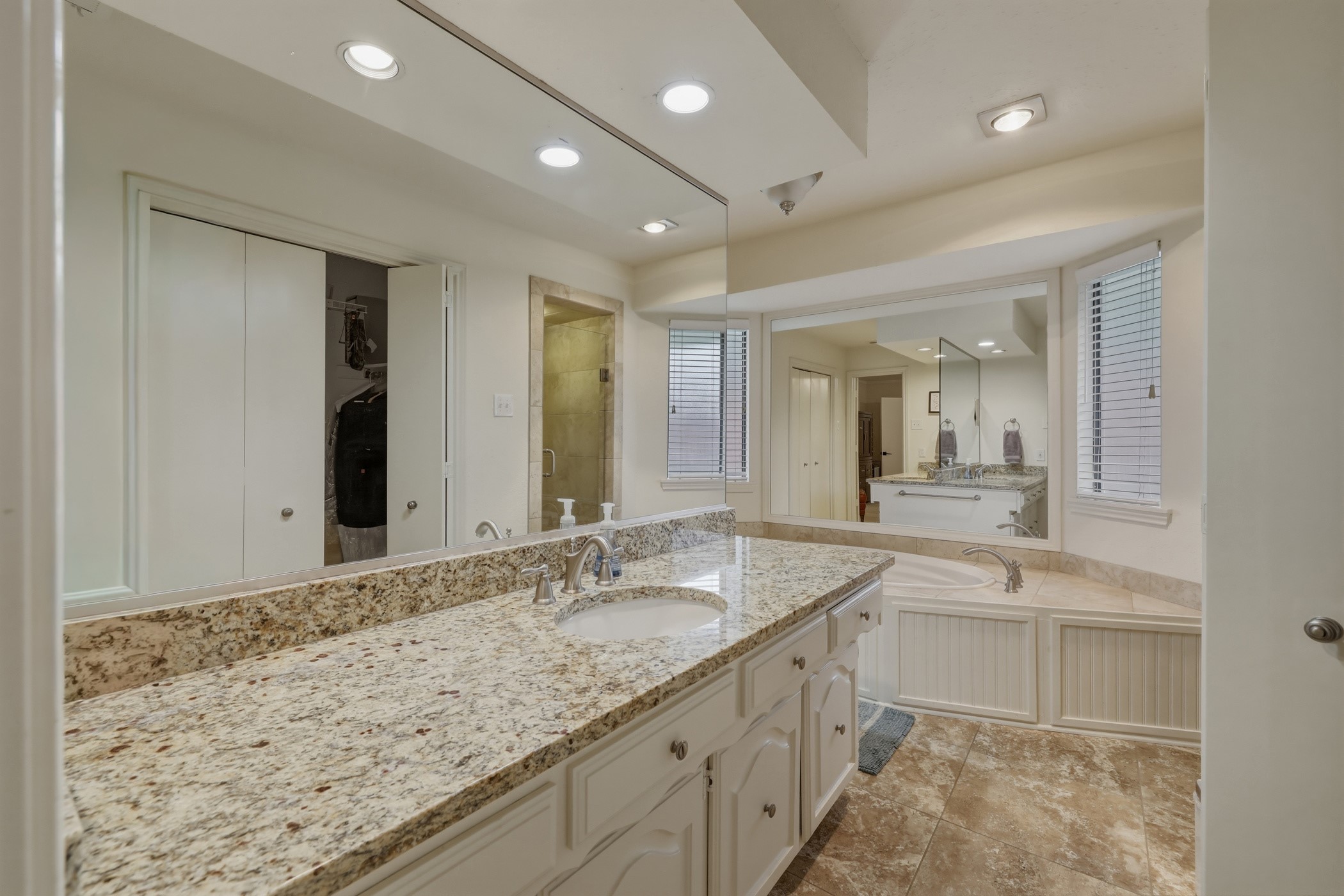 9510 Hill View Drive, Dallas, TX, 75231