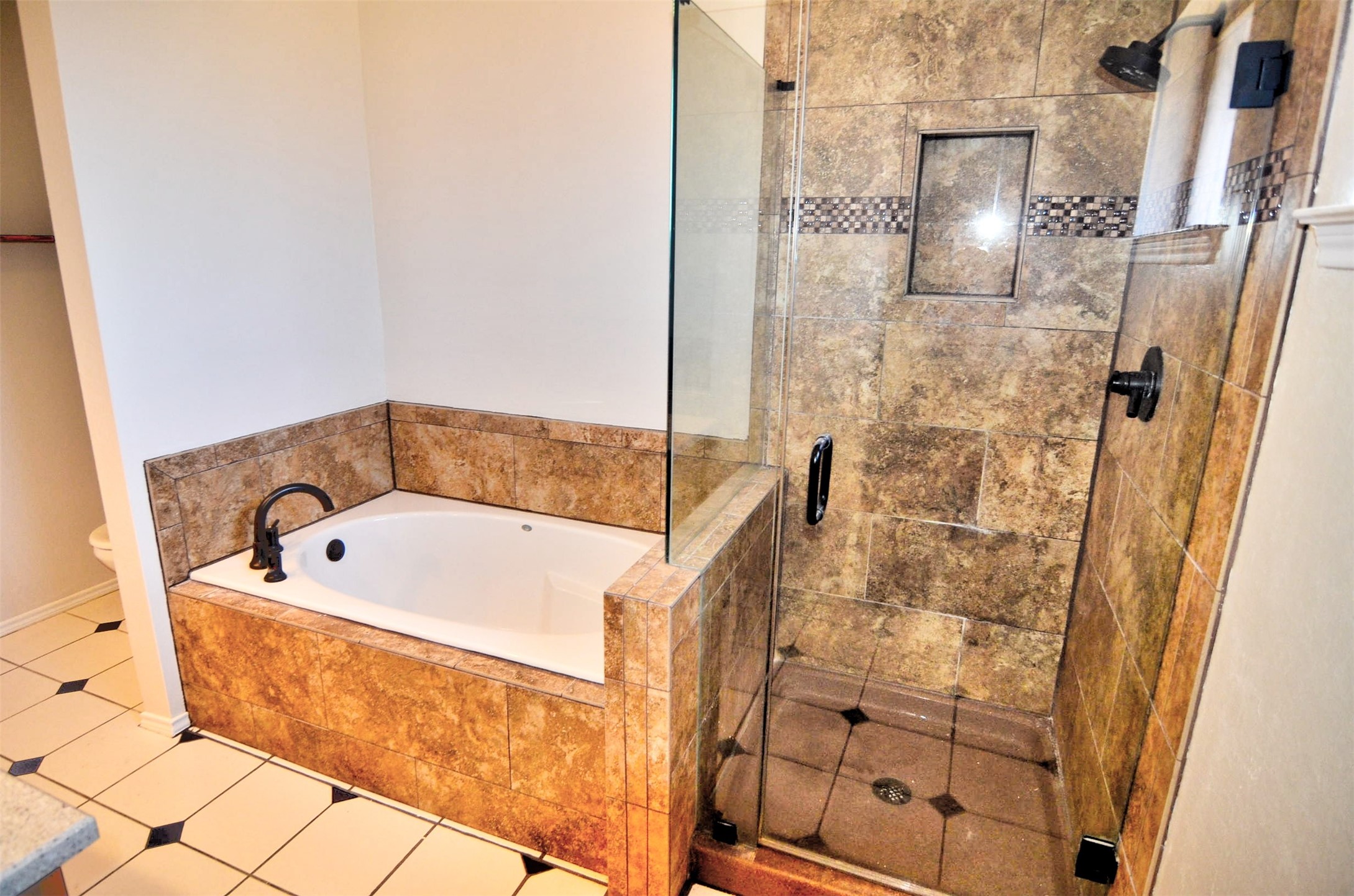 8205 Intrepid Lane, Rowlett, TX, 75089