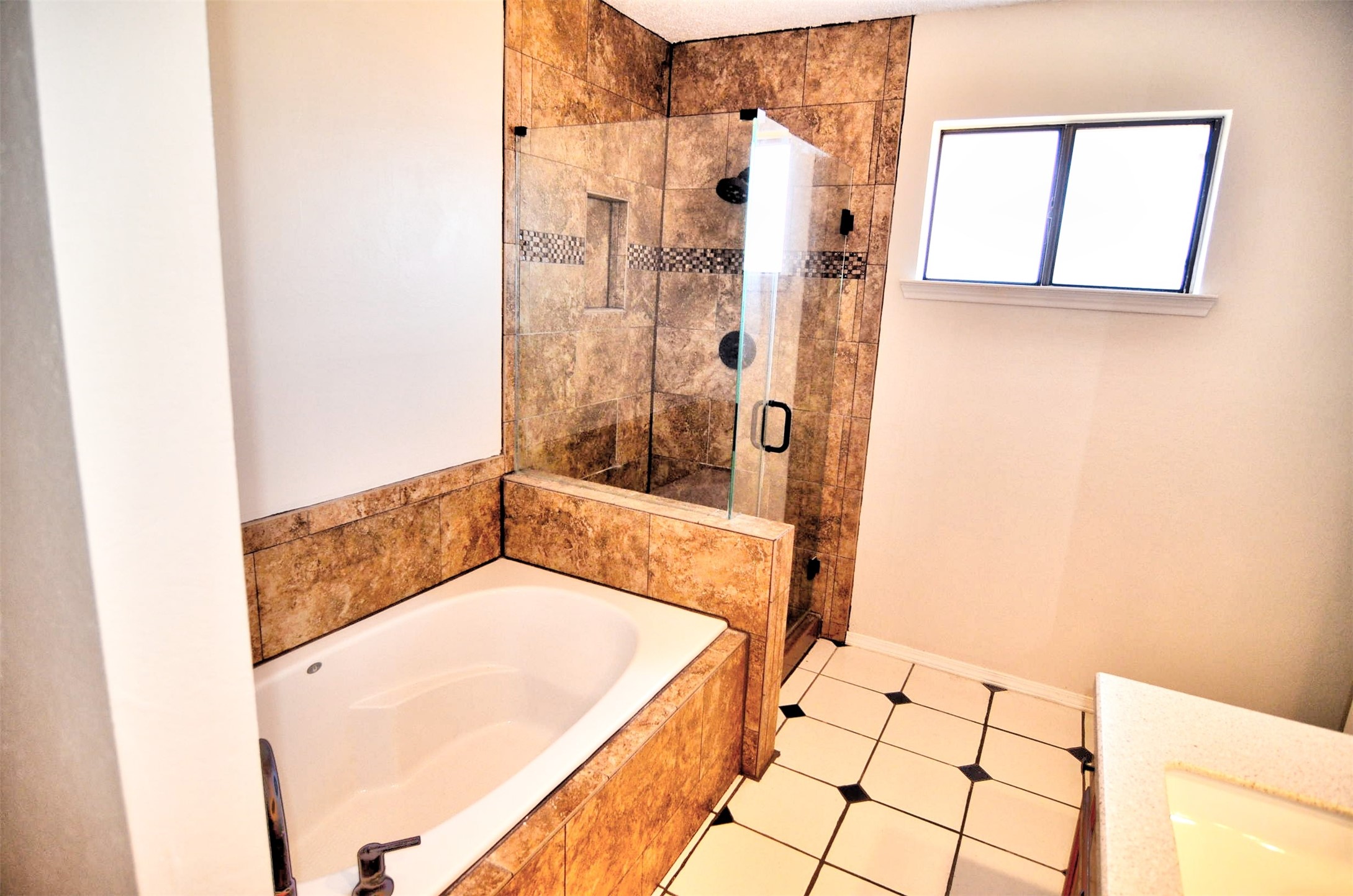 8205 Intrepid Lane, Rowlett, TX, 75089