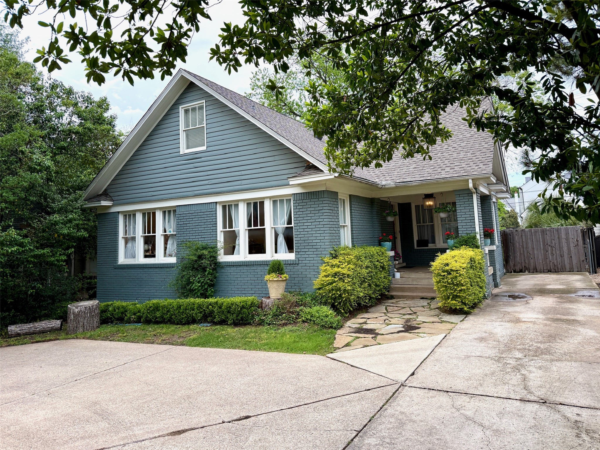 3852 Mockingbird Lane, Highland Park, TX, 75205