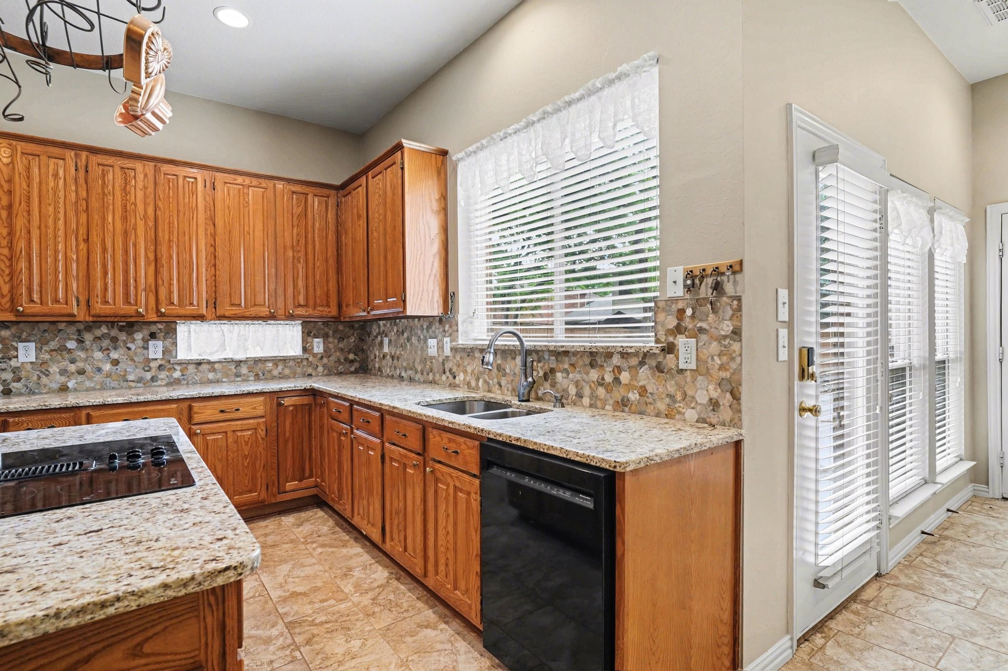 1304 Pheasant Run, Crowley, TX, 76036