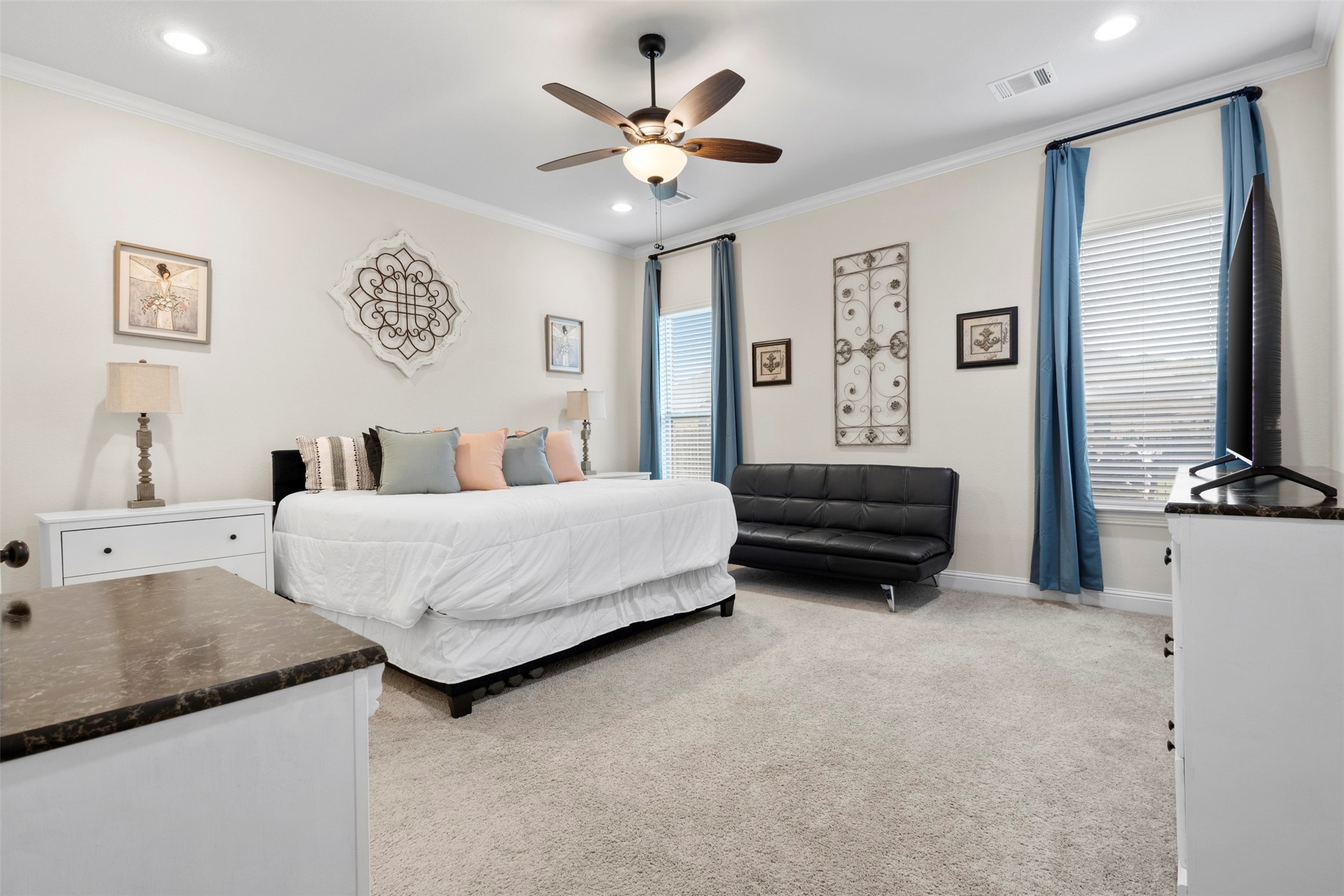806 Summer Grove Drive, Midlothian, TX, 76065