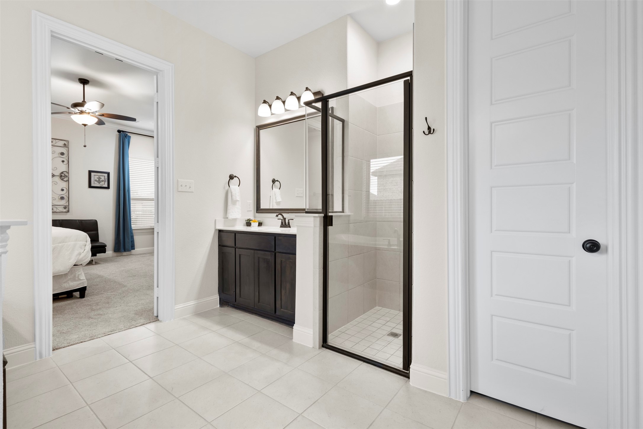 806 Summer Grove Drive, Midlothian, TX, 76065