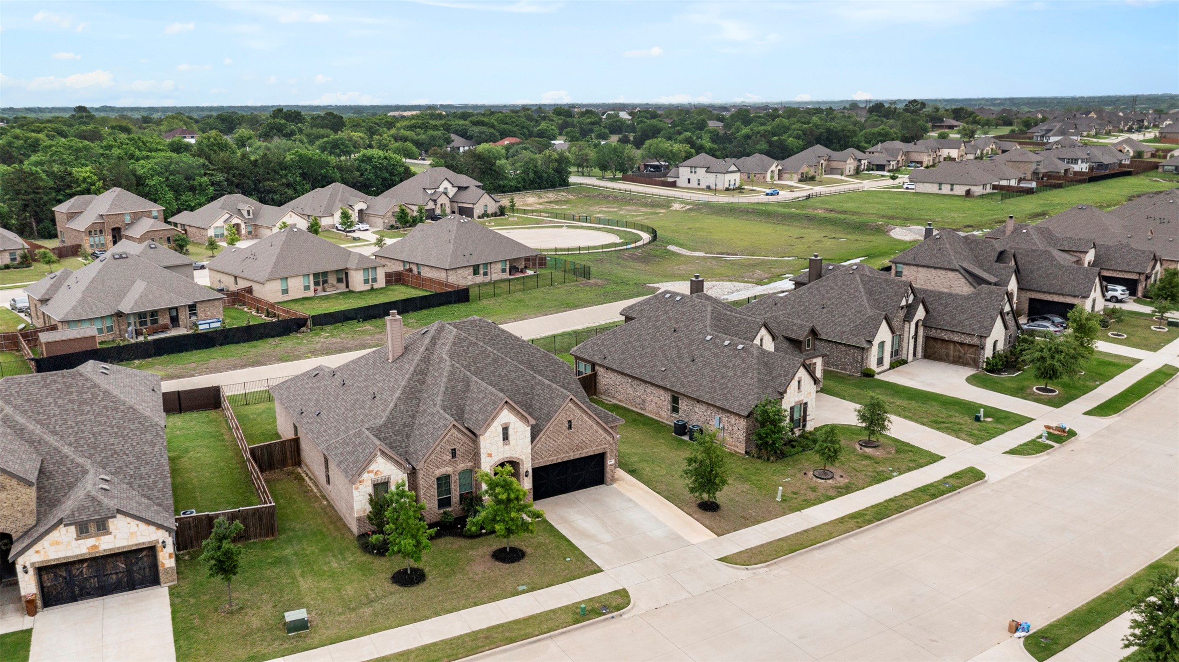 806 Summer Grove Drive, Midlothian, TX, 76065