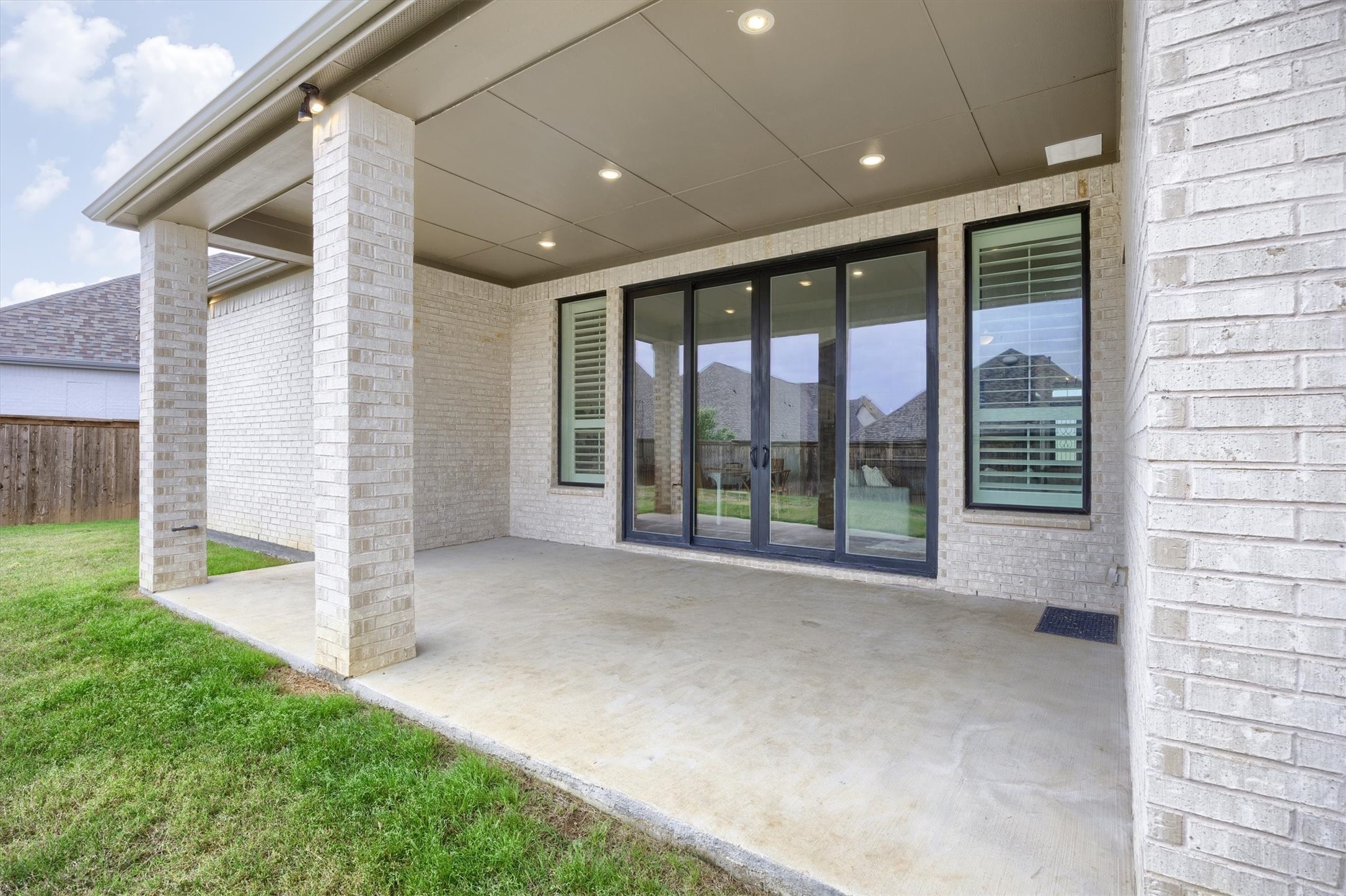 1303 Limestone Ridge Road, Mansfield, TX, 76063