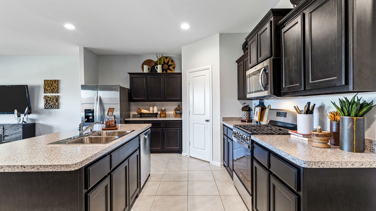 1144 BELHAVEN Street, Granbury, TX, 76048