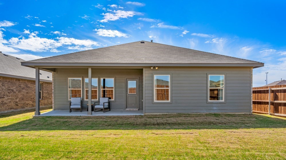 1144 BELHAVEN Street, Granbury, TX, 76048