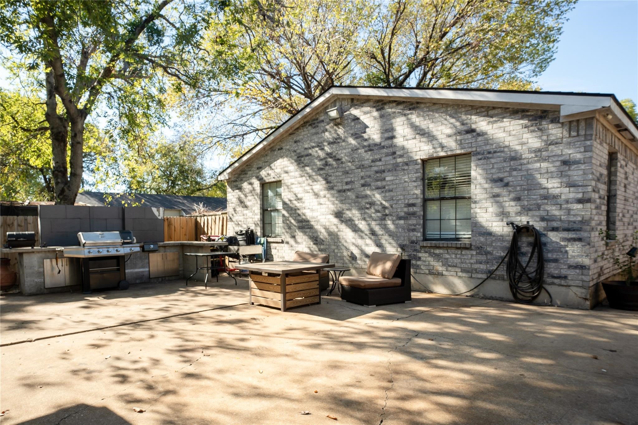 1114 Alexander Street, Irving, TX, 75061
