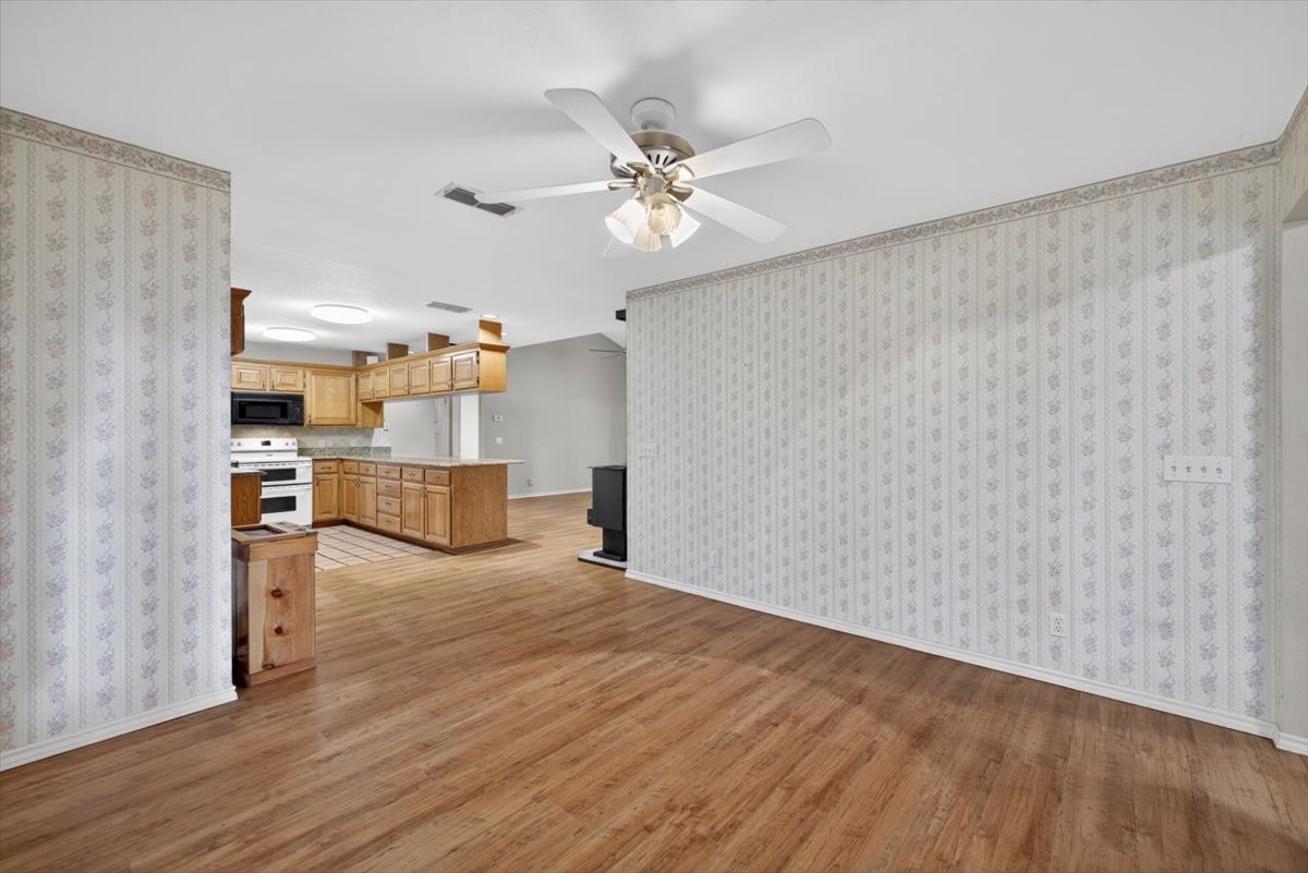 4609 Slayton Road, Cleburne, TX, 76031