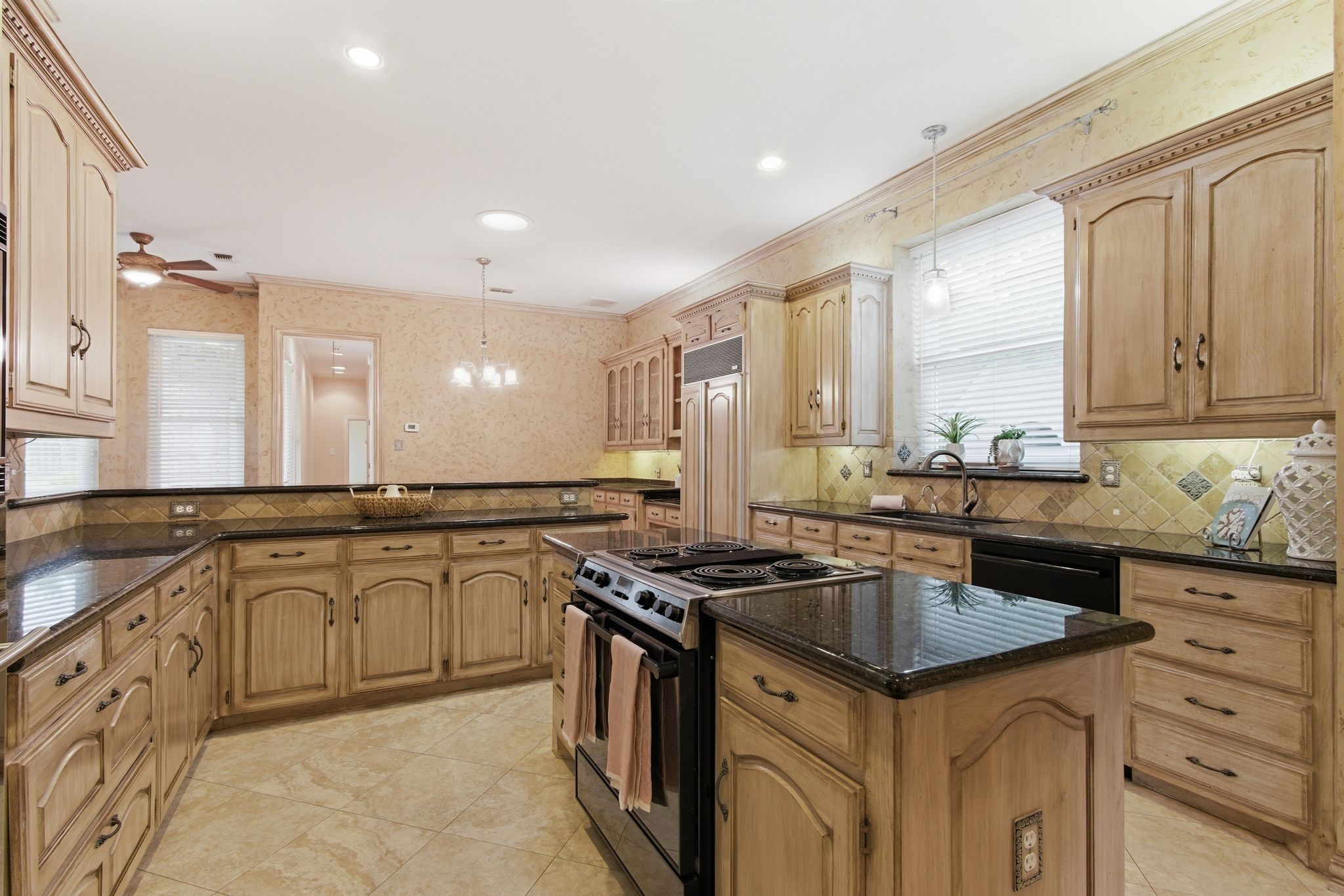 2506 Twelve Oaks Lane, Colleyville, TX, 76034