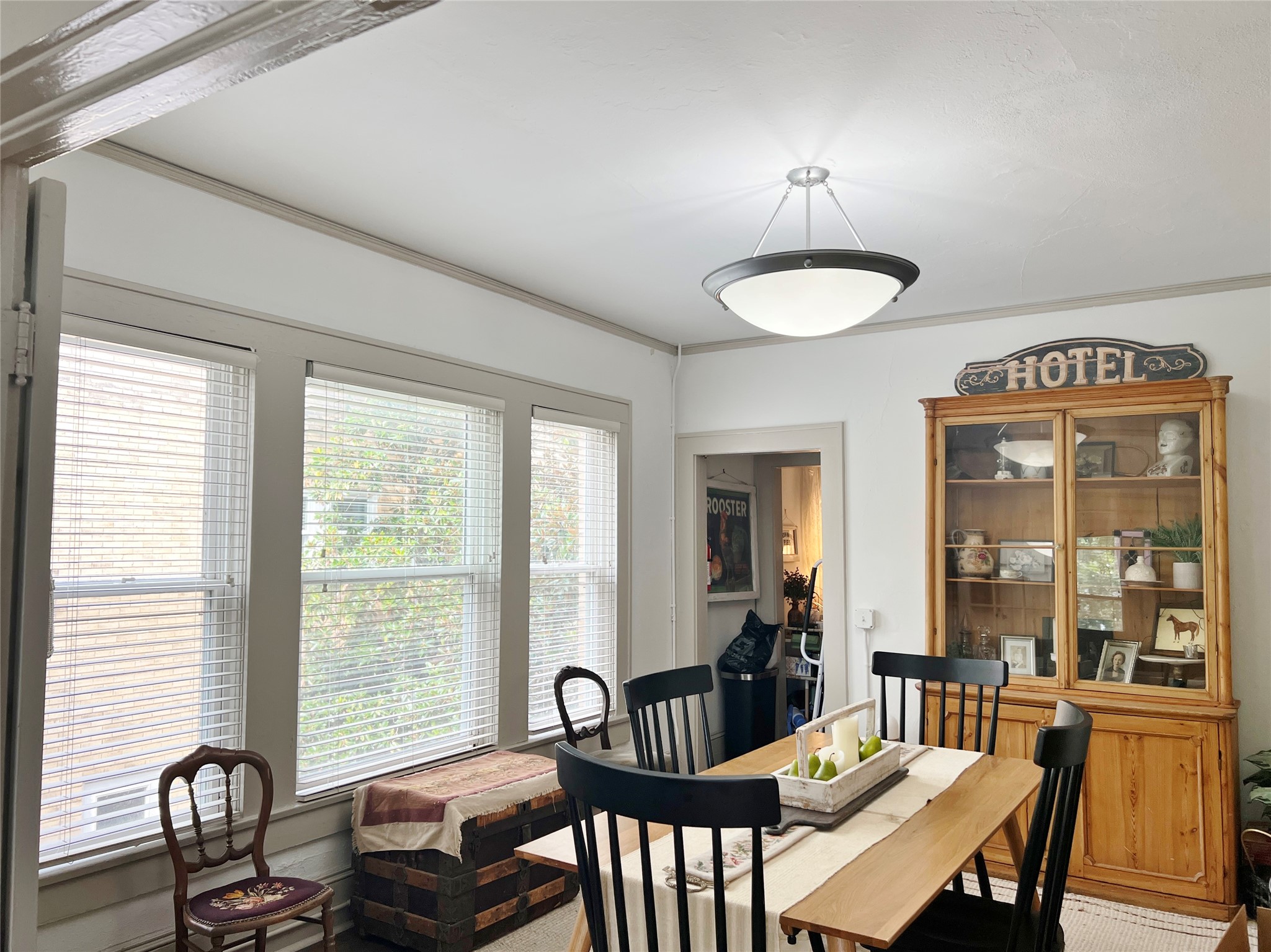 Property photo 04 of 420 W Franklin Street UNIT 3, Waxahachie, TX 75165 | MLS #21242835