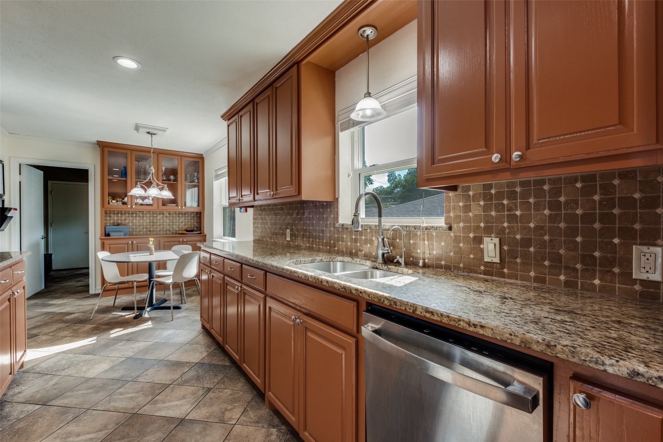10946 Ridgemeadow Drive, Dallas, TX, 75218