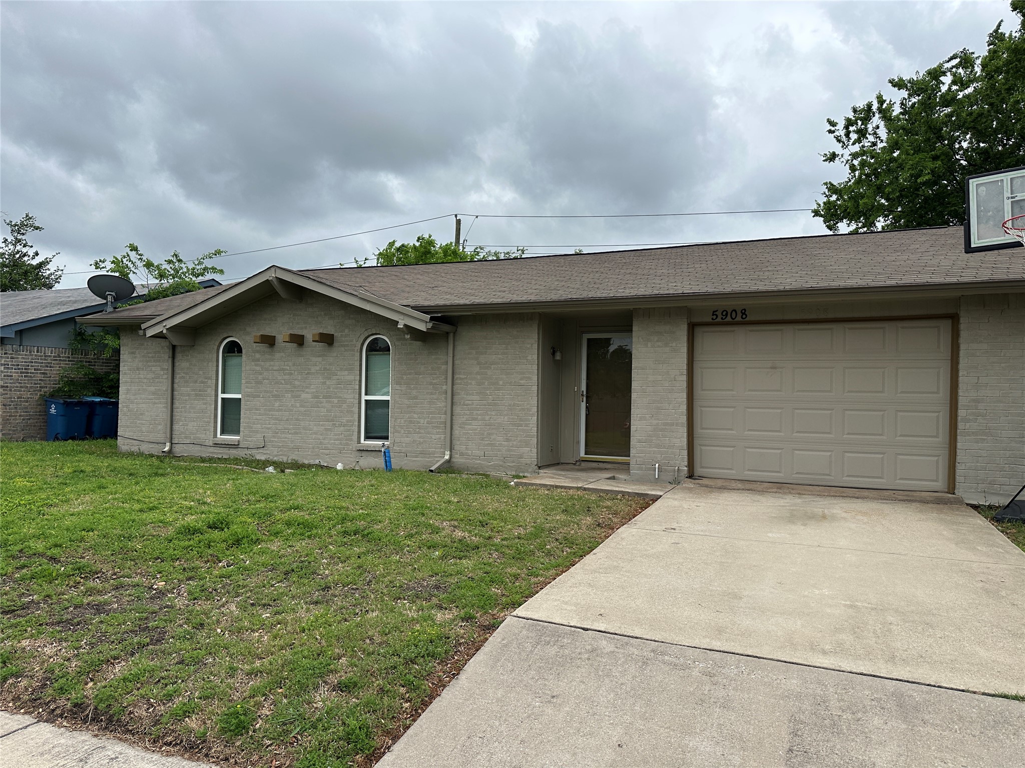 5908 Maple Lane, Rowlett, TX, 75089