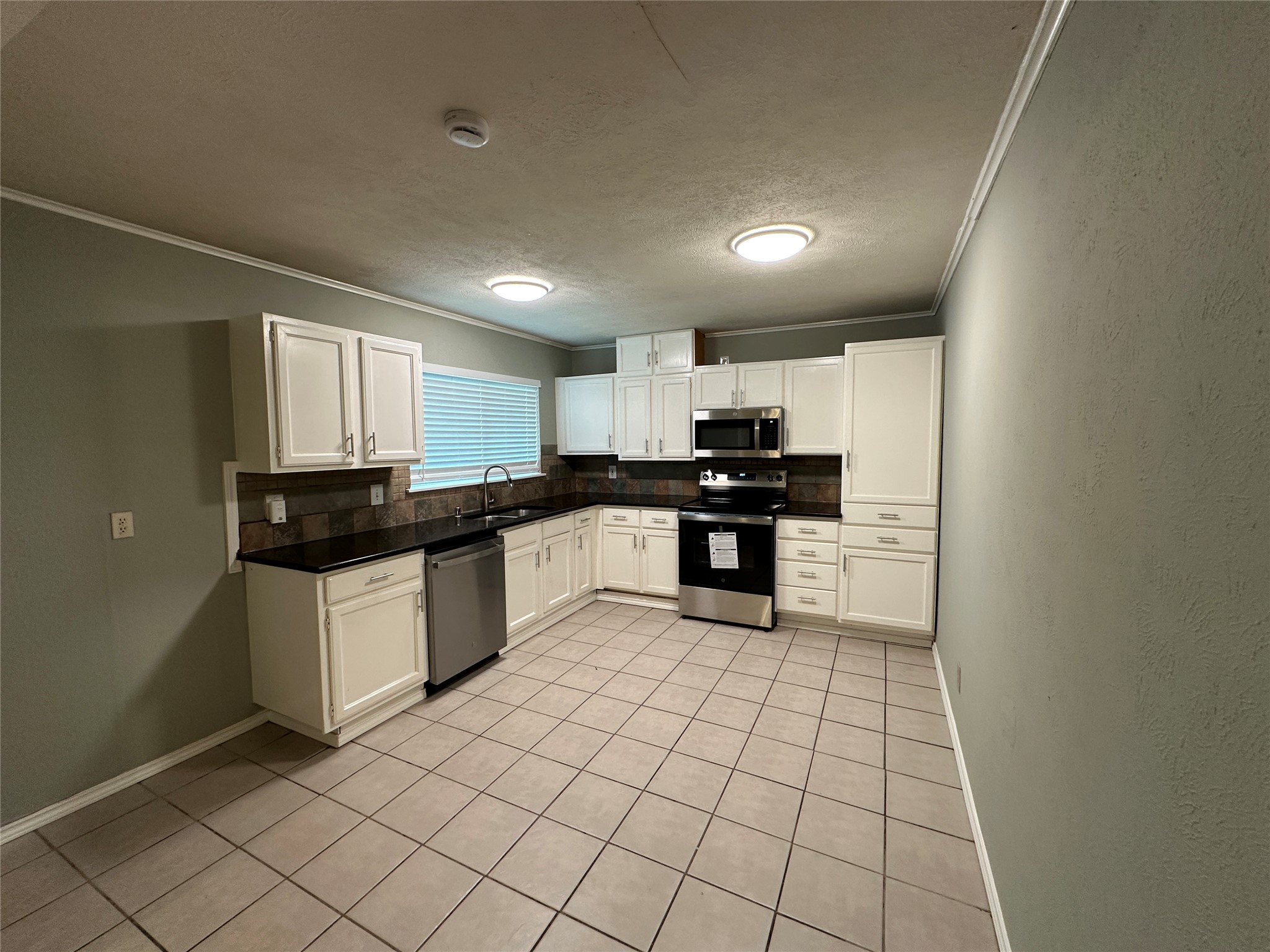 5908 Maple Lane, Rowlett, TX, 75089