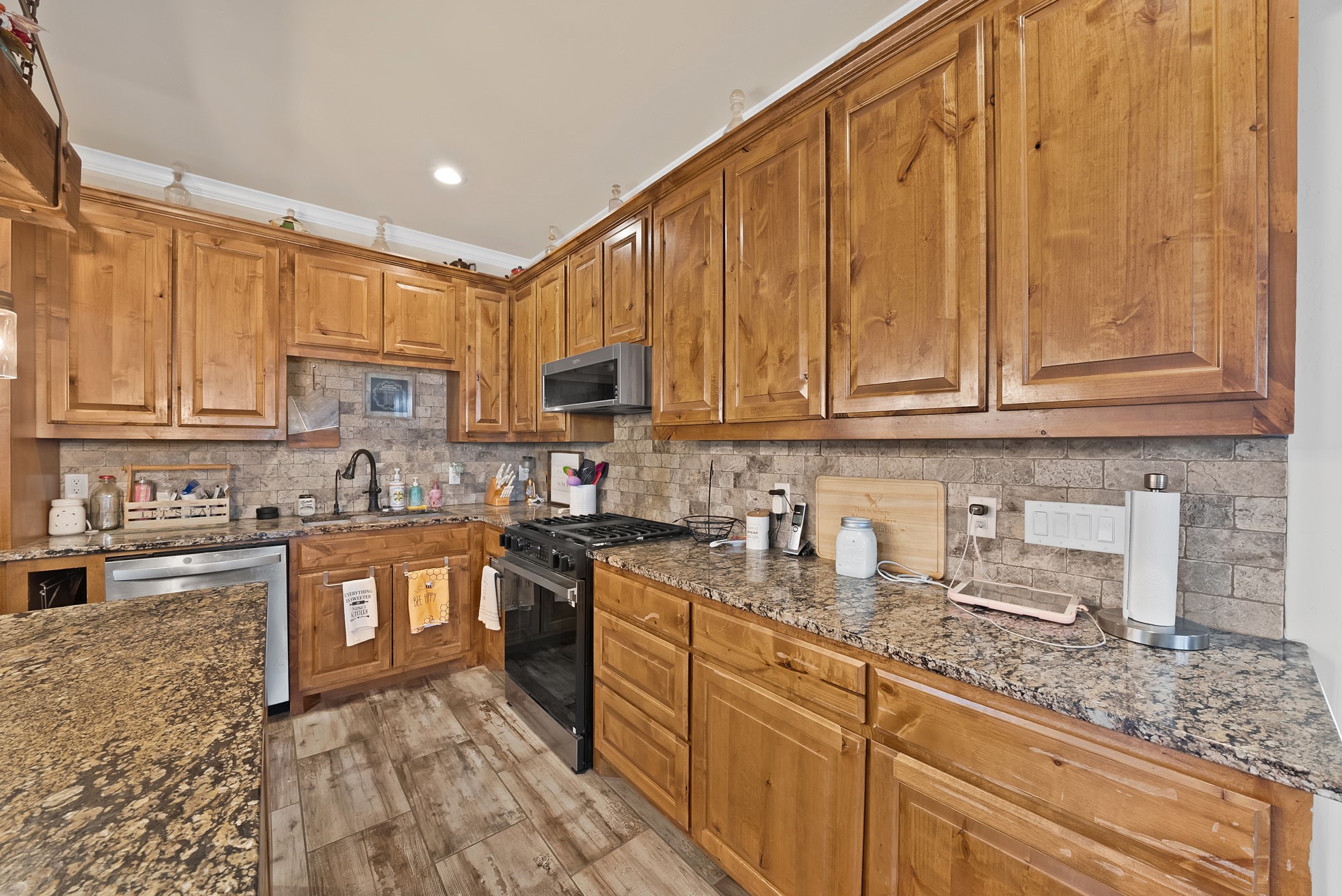 100 Shadle Ridge Court, Poolville, TX, 76487
