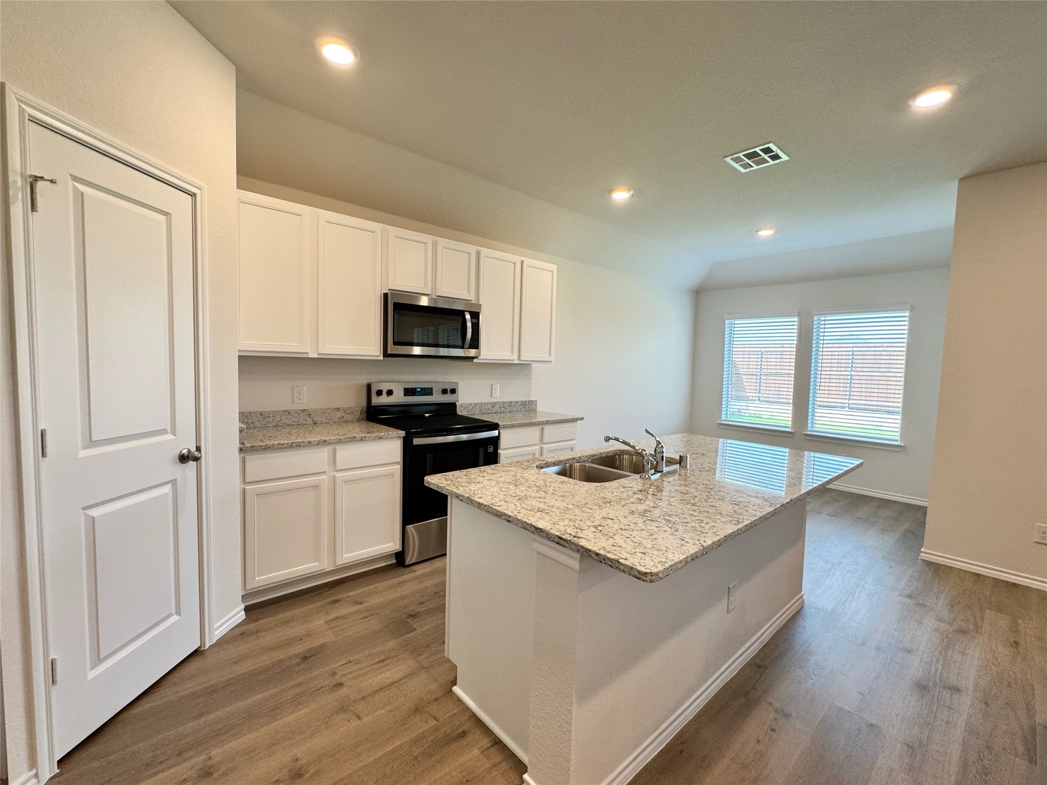 390 Zenyatta Drive, Waxahachie, TX, 75165