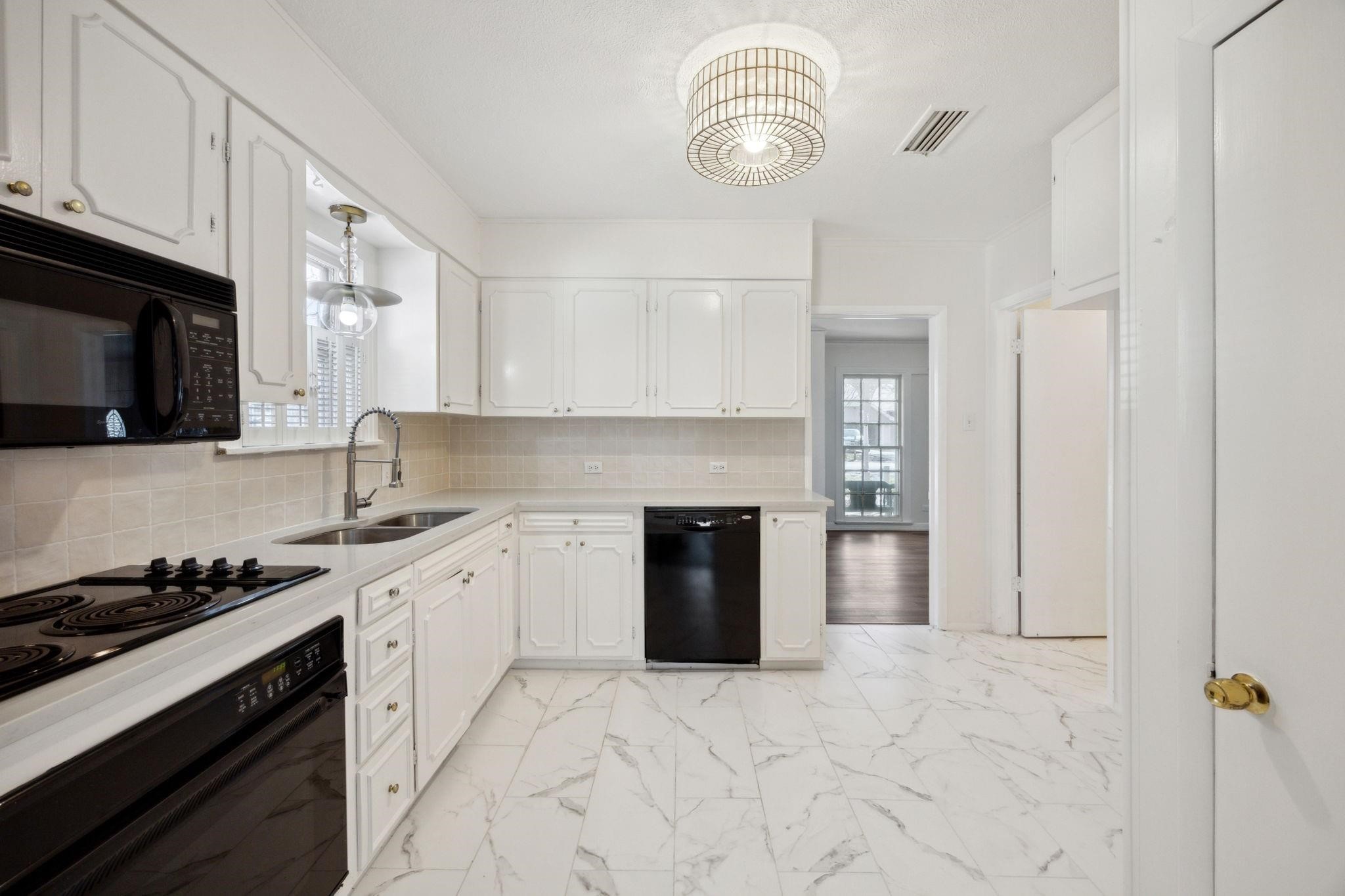 903 Live Oak Street, Royse City, TX, 75189