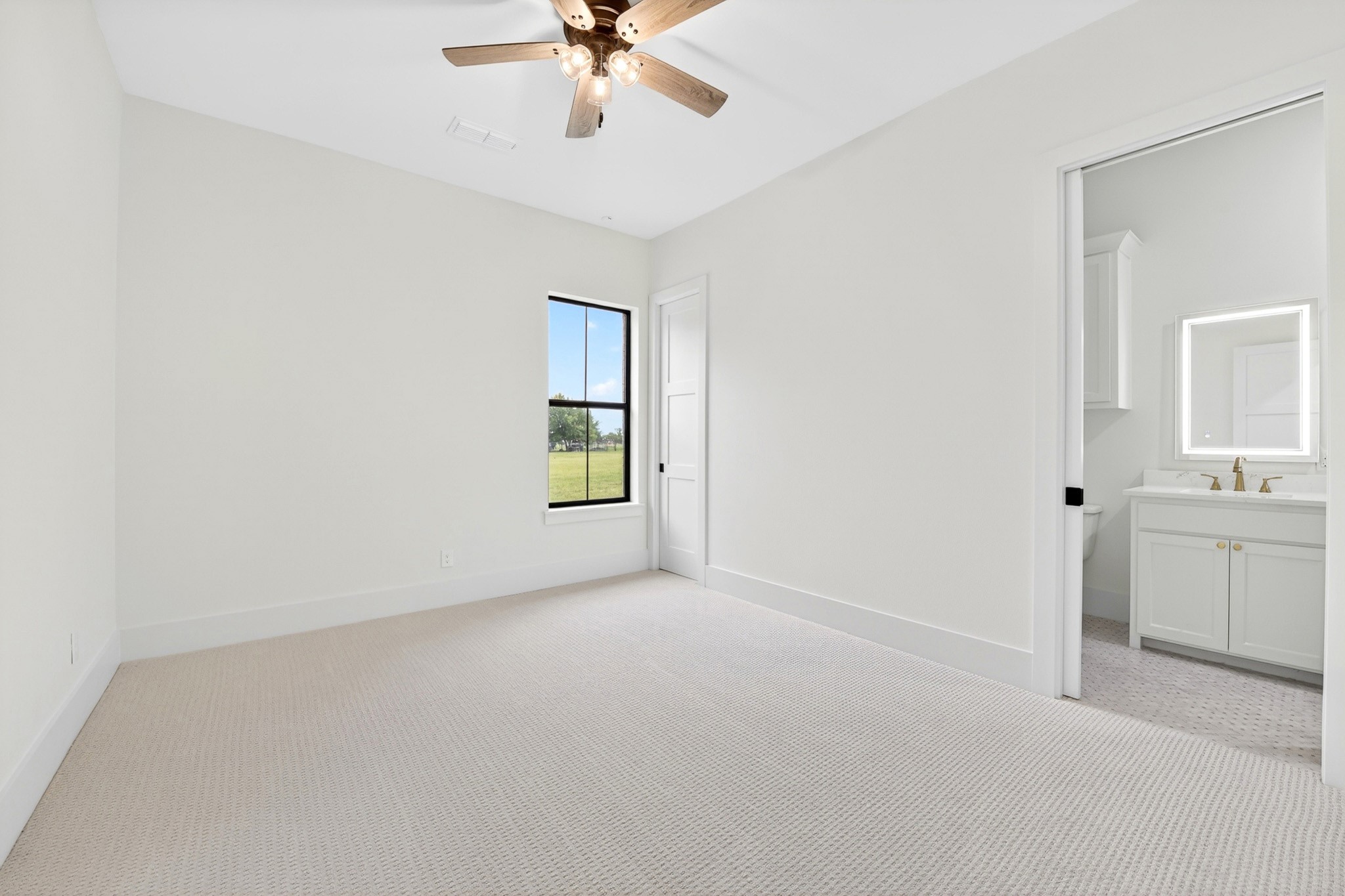 10373 Bobbie Lane, Pilot Point, TX, 76258