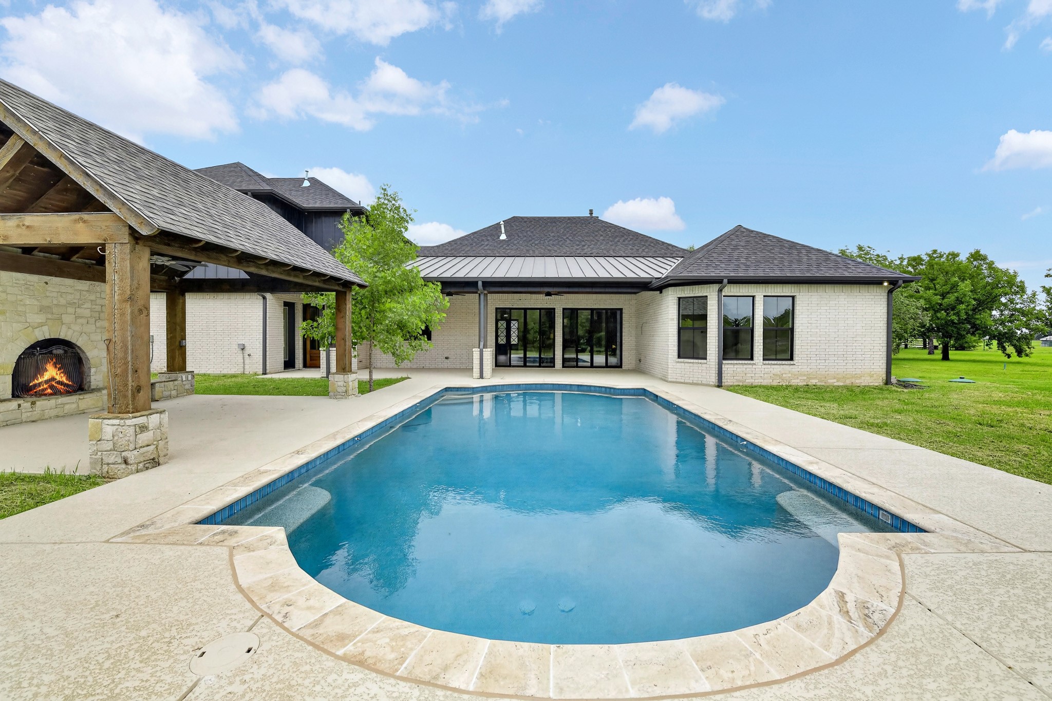 10373 Bobbie Lane, Pilot Point, TX, 76258