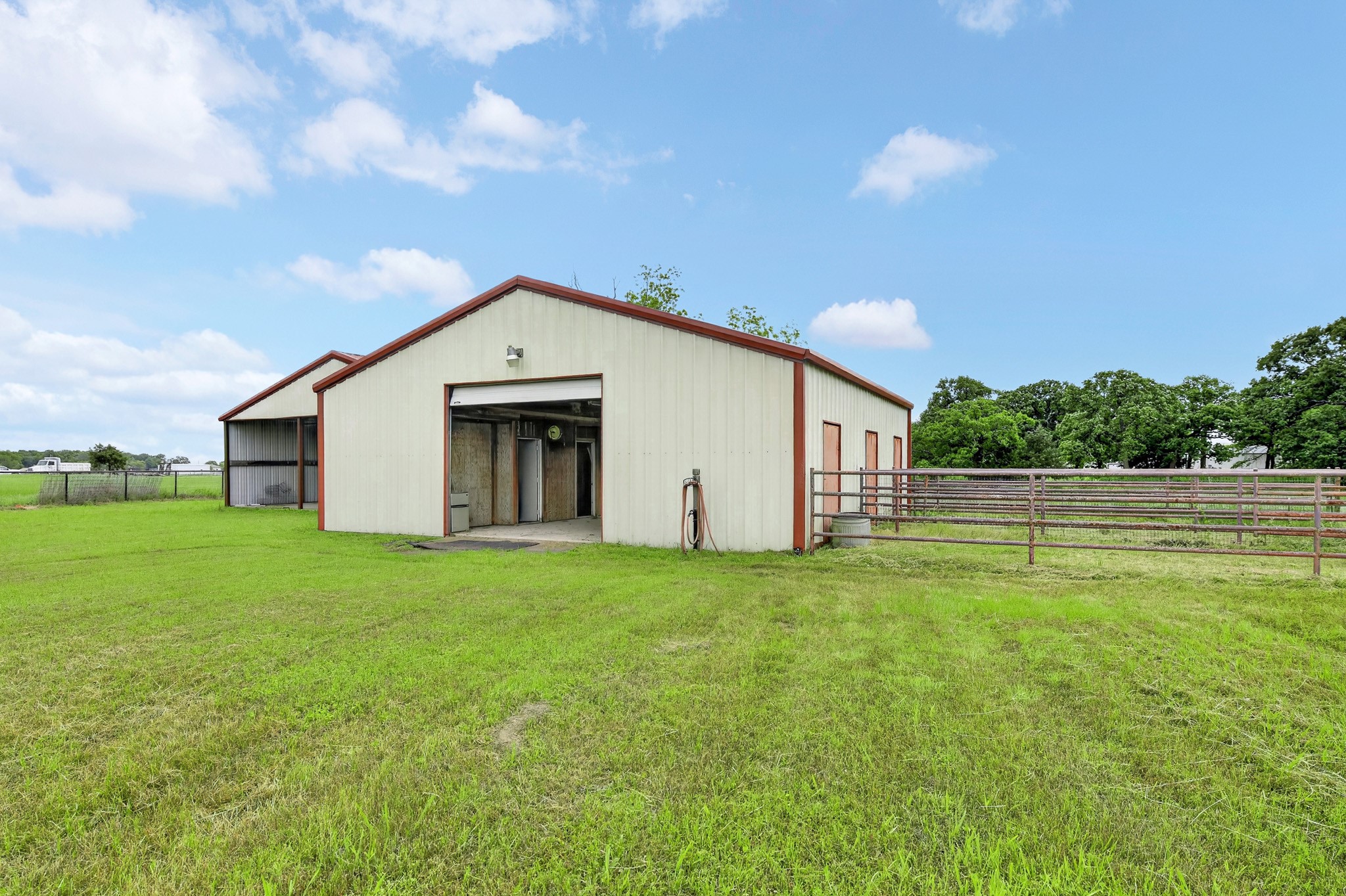 10373 Bobbie Lane, Pilot Point, TX, 76258