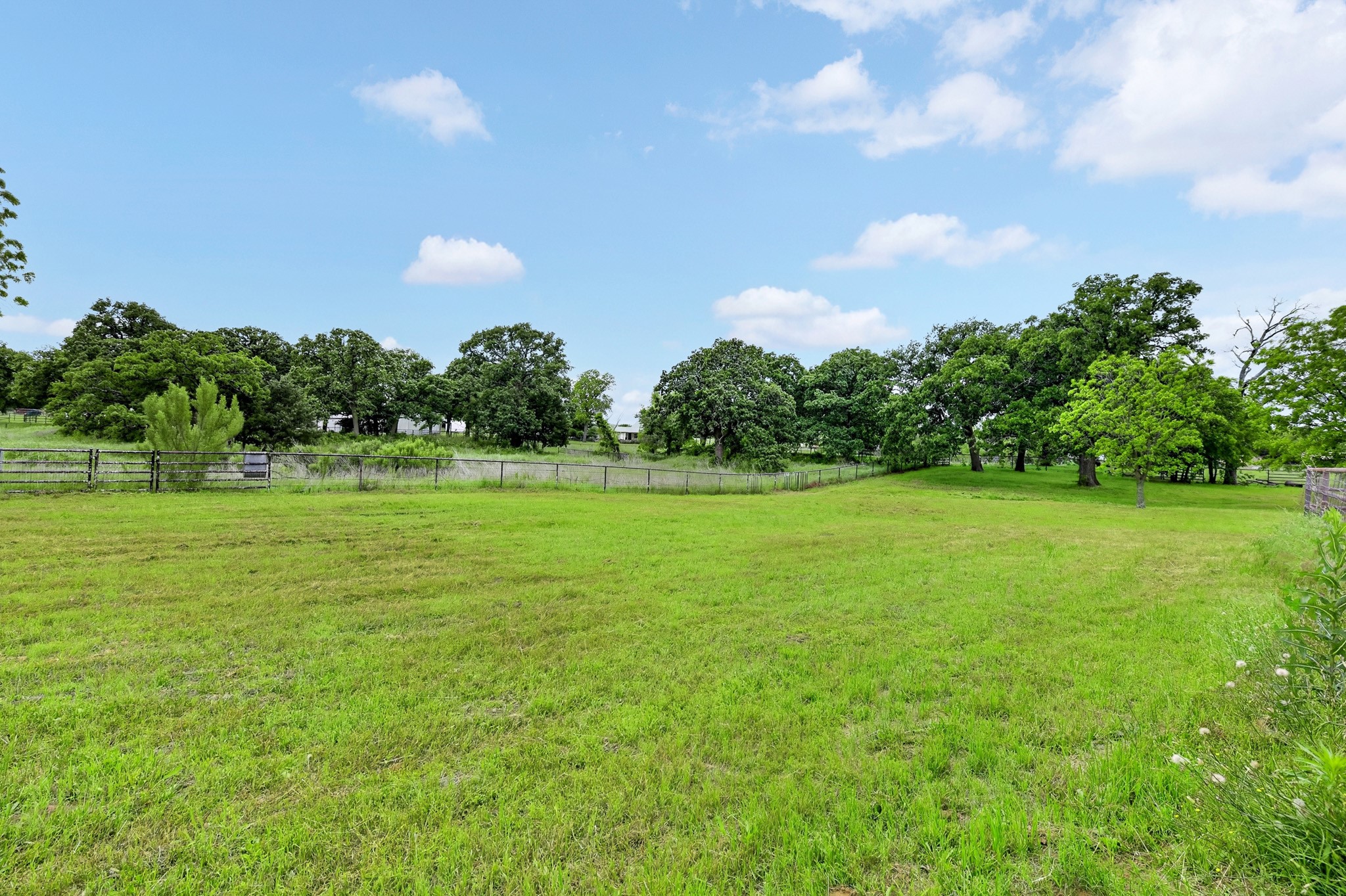 10373 Bobbie Lane, Pilot Point, TX, 76258