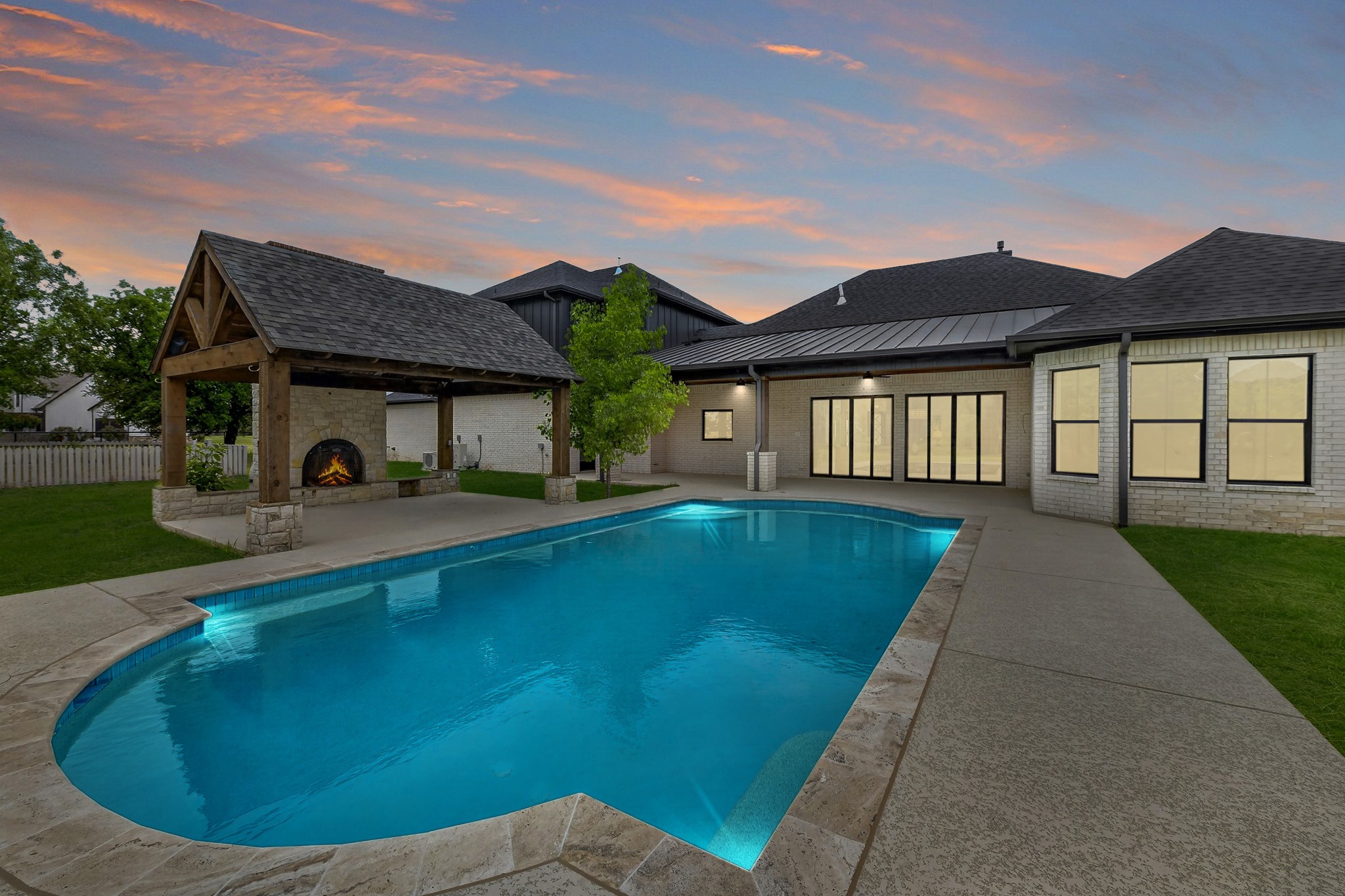 10373 Bobbie Lane, Pilot Point, TX, 76258